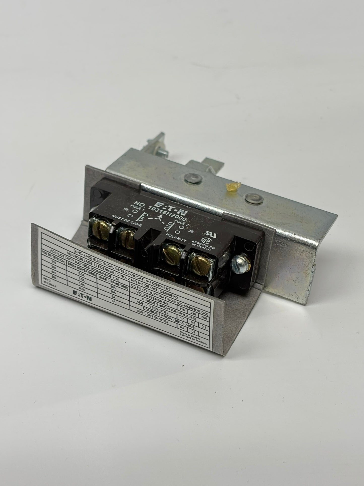 Eaton (DS200EK2) 30-100A Heavy Duty Double Throw Switch, Industrial Use