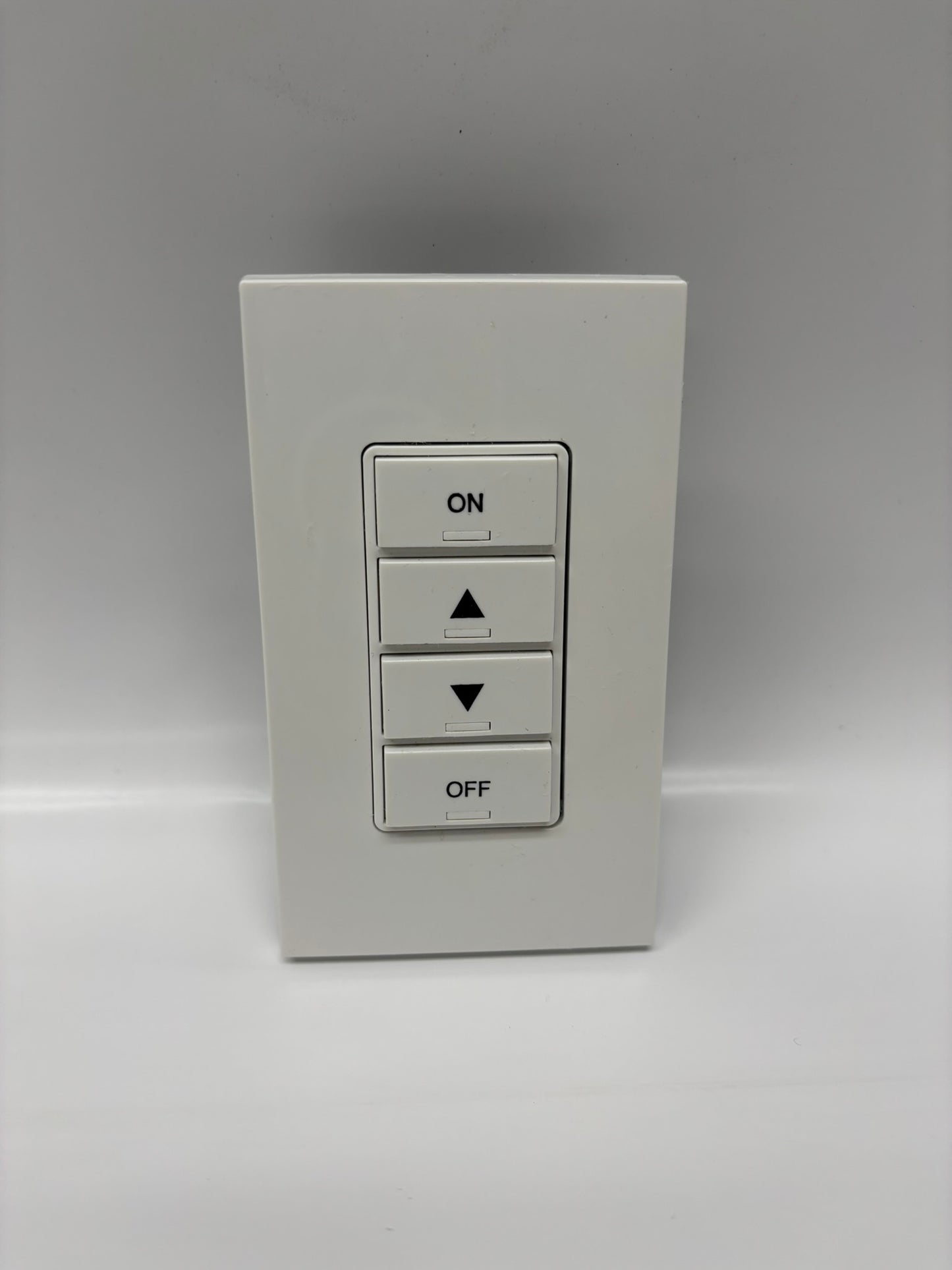 Leviton PLVSW-4LW, Keypad, 4 Button, ON/OFF, Controller