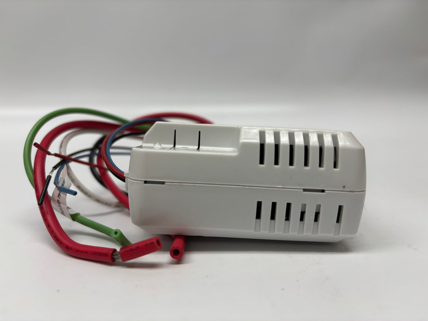 WattStopper (BZ-200) 24V, 20A, 120/277V, Occupancy Sensor Plug-Load Power Pack, White