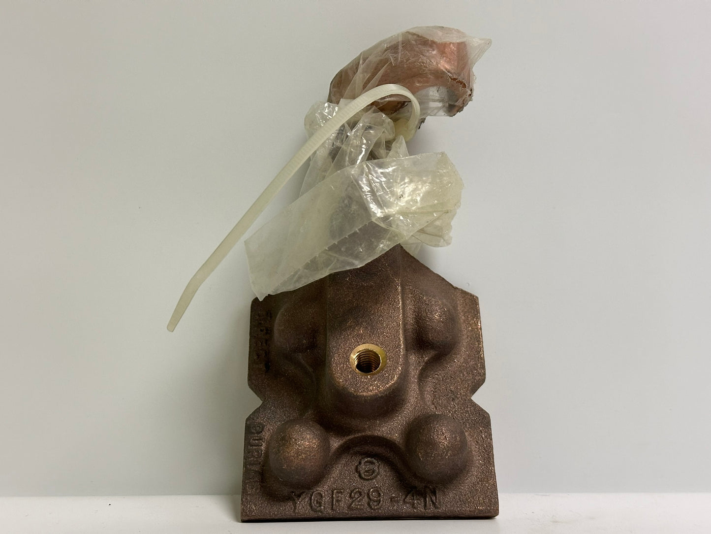 Burndy (YGF294N) Compression Ground Connector Plate, Out of Box