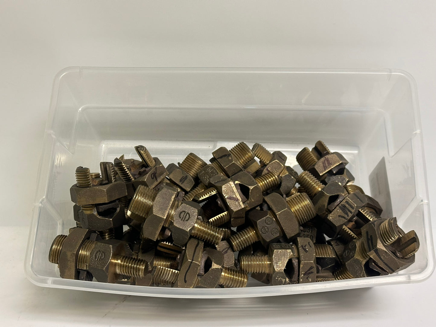 Burndy (KC31) 14-2, 350 Post Split Bolt Electrical Connectors, 350 kcmil