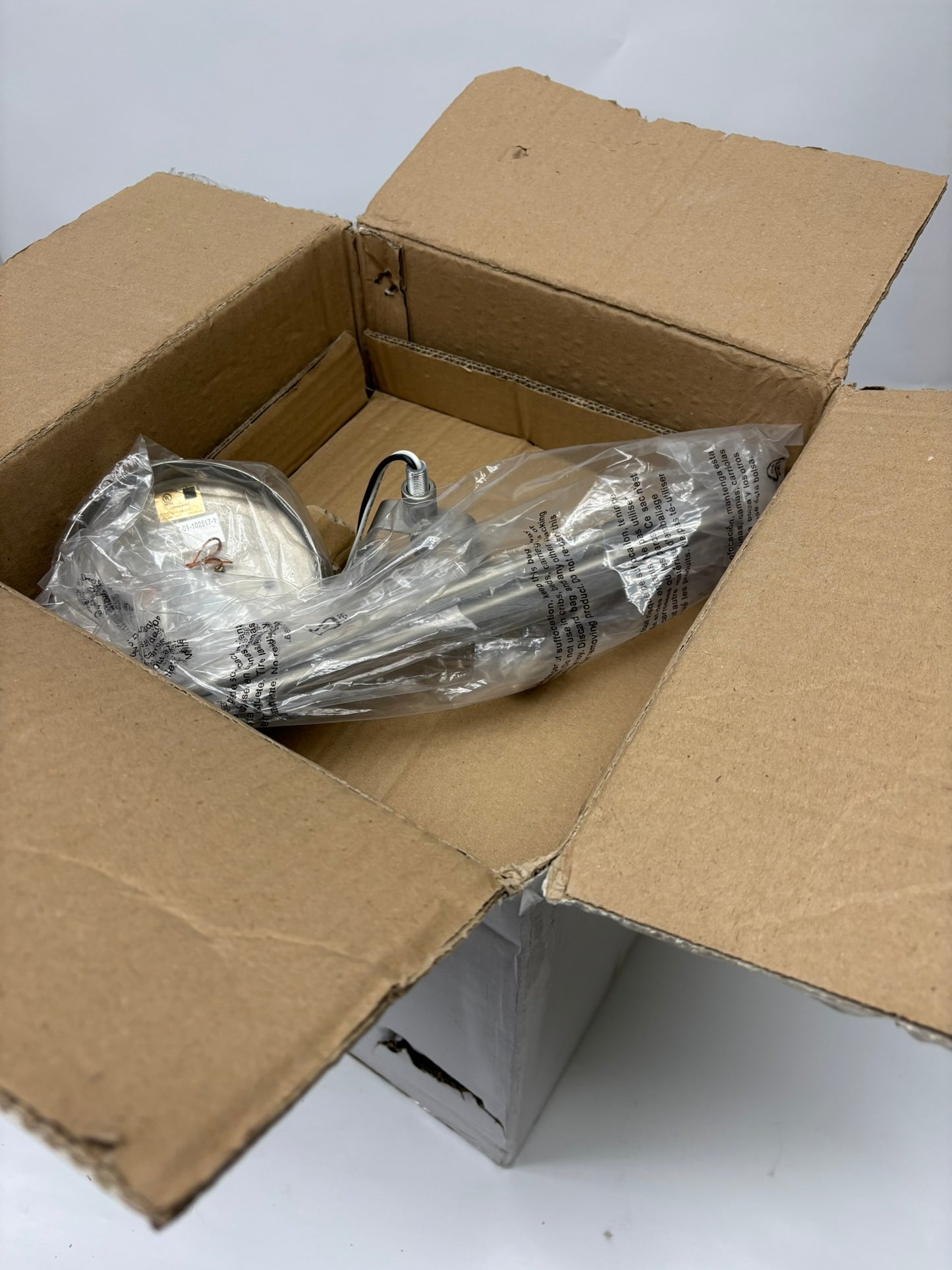 PL Premiere Lighting (GC-01-102517-1) LED Fixture Efficient & Modern Lighting Solution