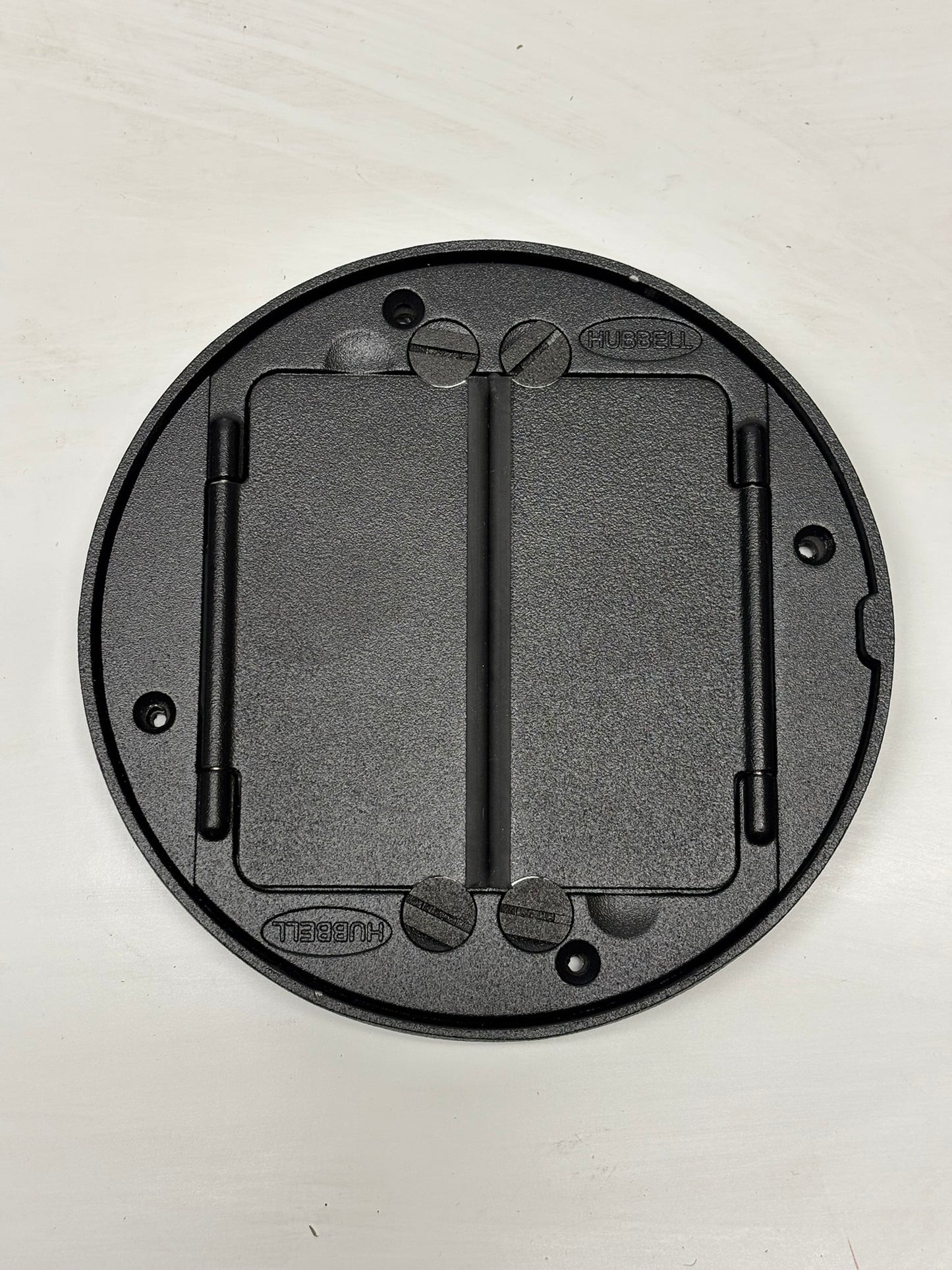 Hubbell (S1TFCBL) Round Non-Metallic Floor Cover Dual Hinged Black