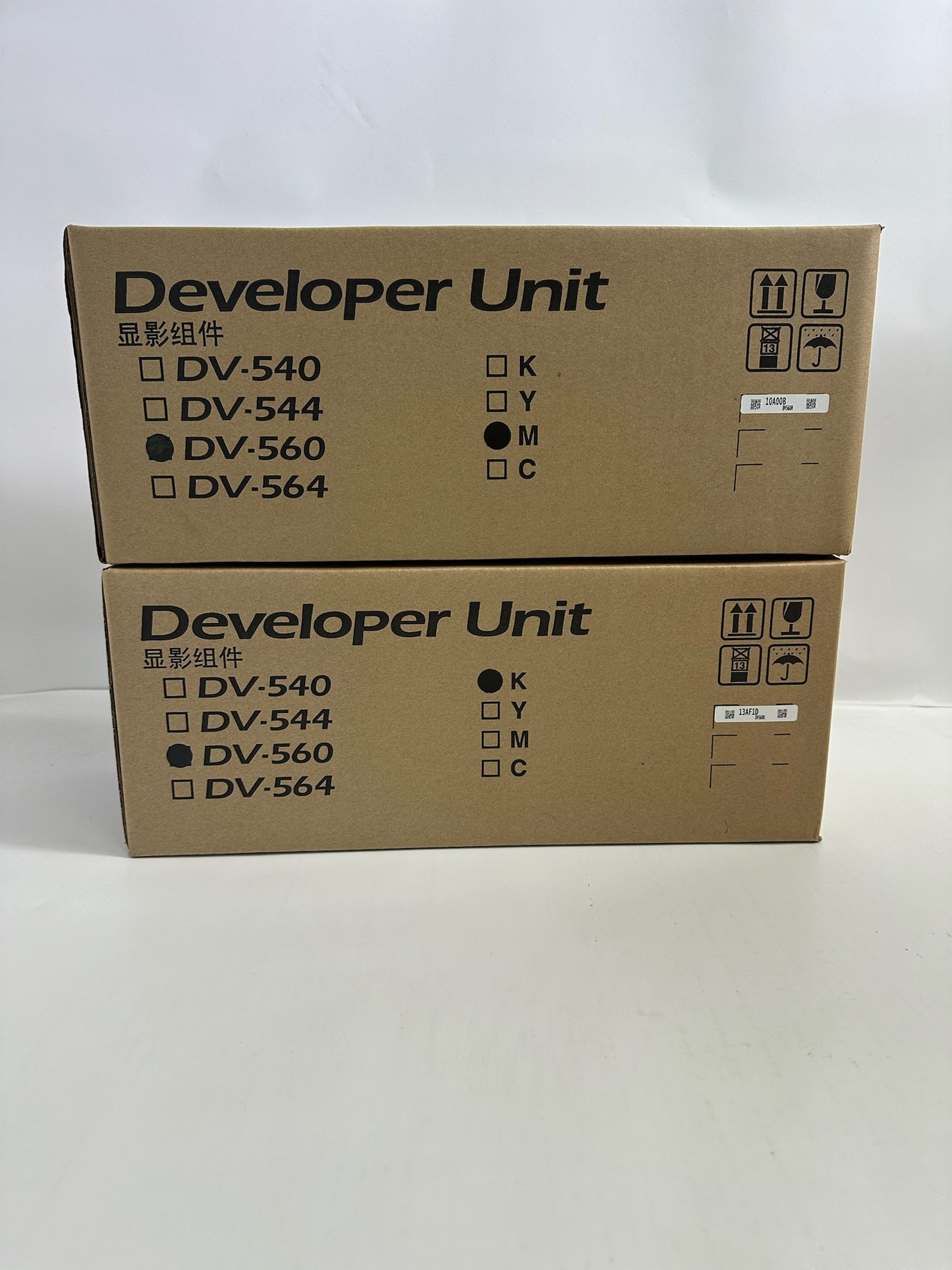 2 Genuine Kyocera ECOSYS M6026cidn,M6526cidn M,K Developer units DV-560M,DV-560K