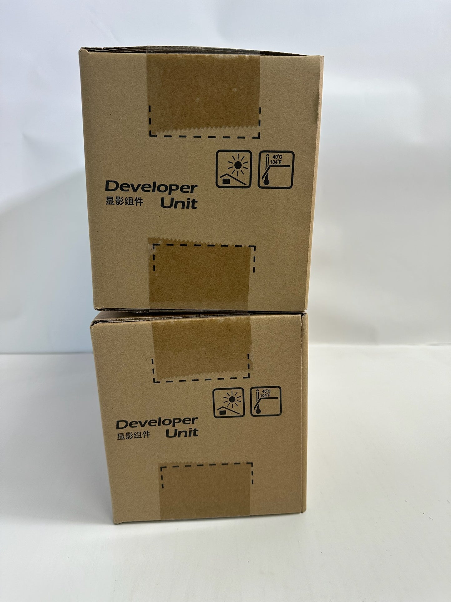 2 Genuine Kyocera ECOSYS M6026cidn,M6526cidn M,K Developer units DV-560M,DV-560K