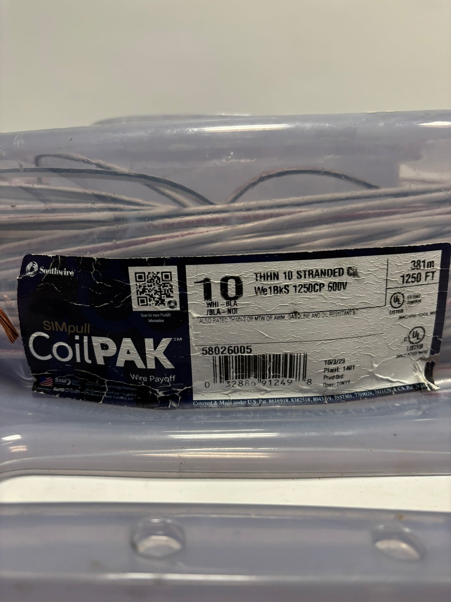 SouthWire CoilPAK 10 White Black THHN 600V 1030Ft 314m 58026005