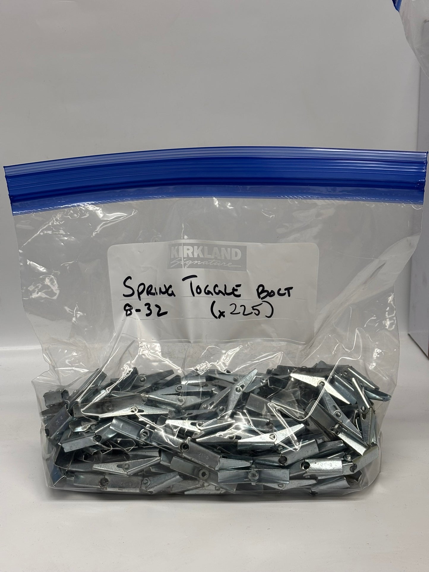 225-Pack Spring Toggle Bolt 8-32