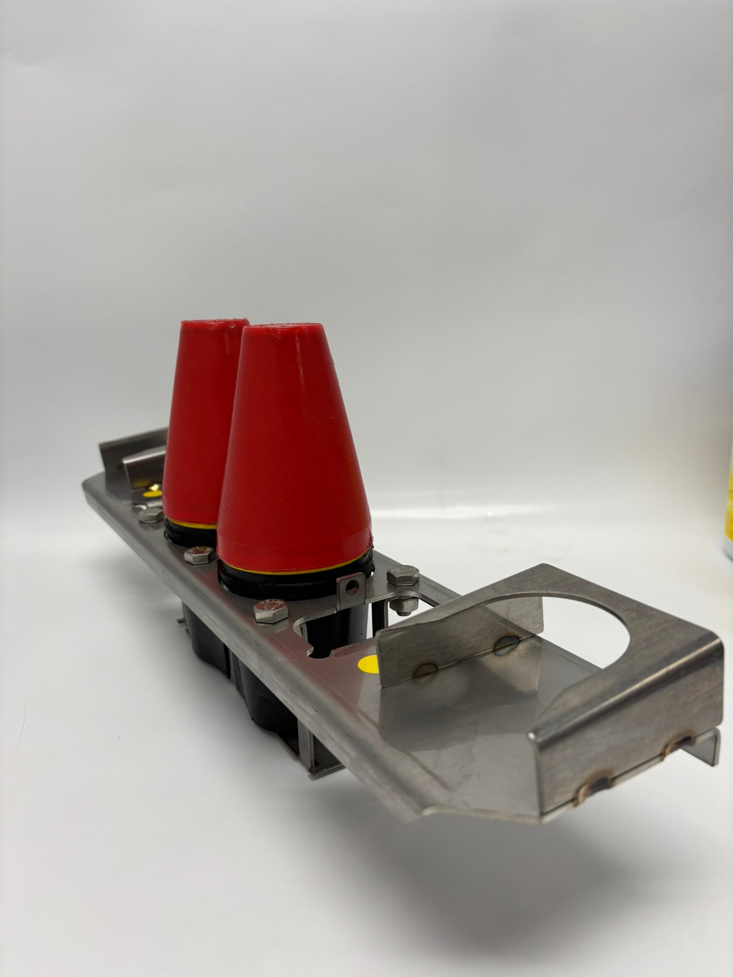 ABB Elastimold 373J2 35kV 200 Amp Loadbreak 2-Point Junction with Stainless Steel Bracket