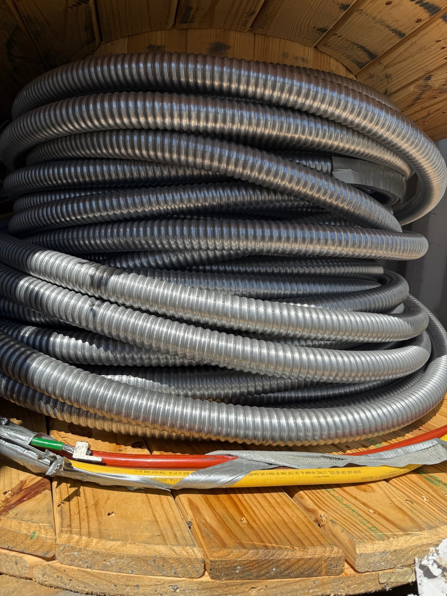 300'ft 250/3 Steel Mc-Cable Stranded Copper-BR,OR,YE Conductors (300')