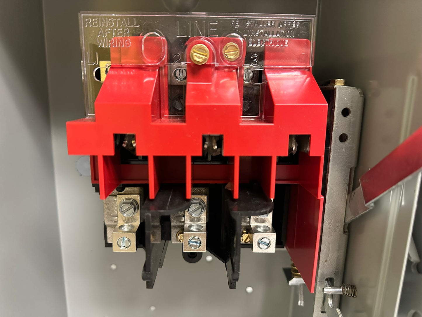 Eaton DH361URK 30A 600V Fusible Safety Switch, NEMA 3R Outdoor