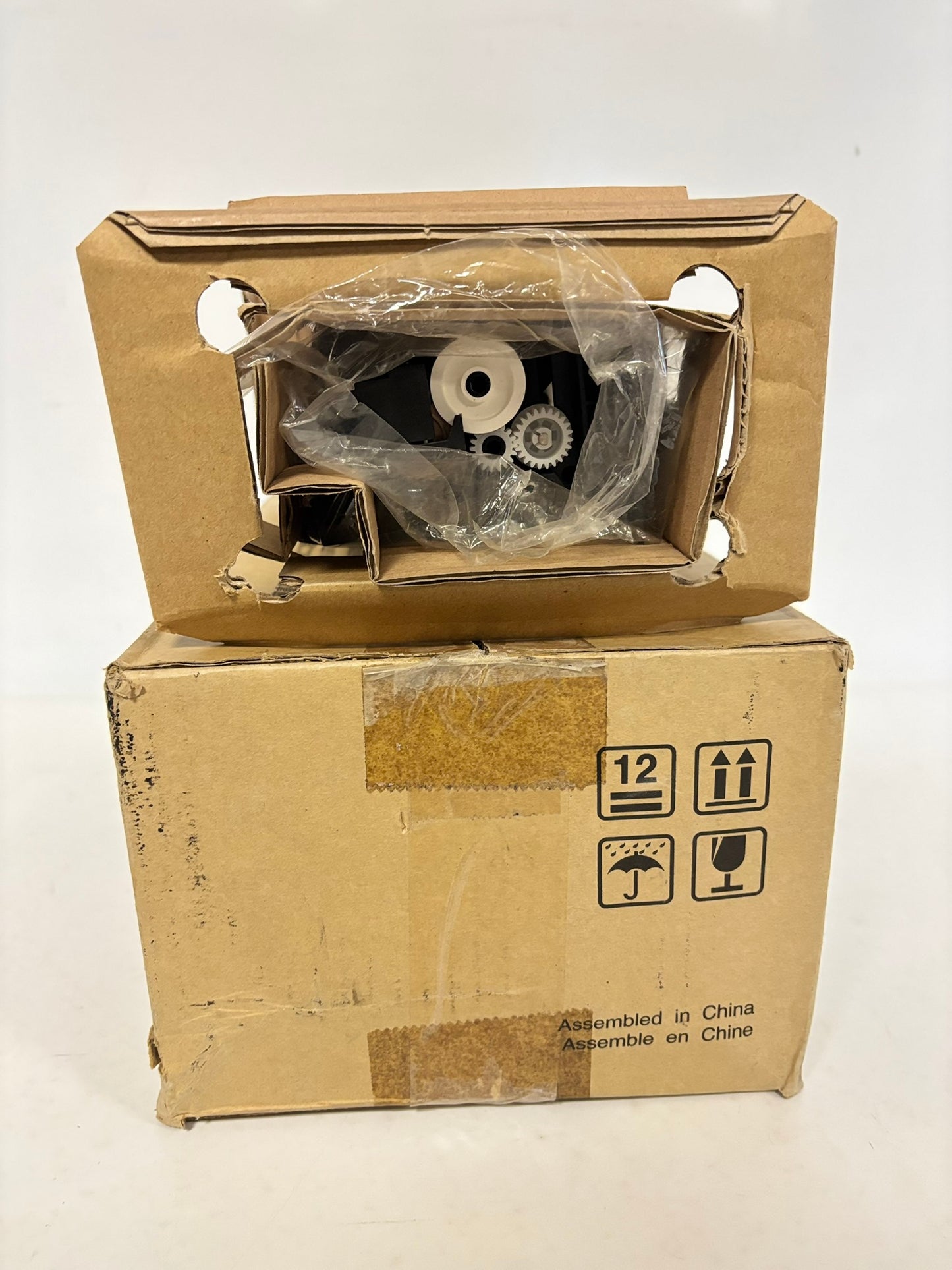 Open OEM Kyocera Mita CS-1815,CS-1820 FK-100 Fuser Kit 110-120 volt 302DC93066