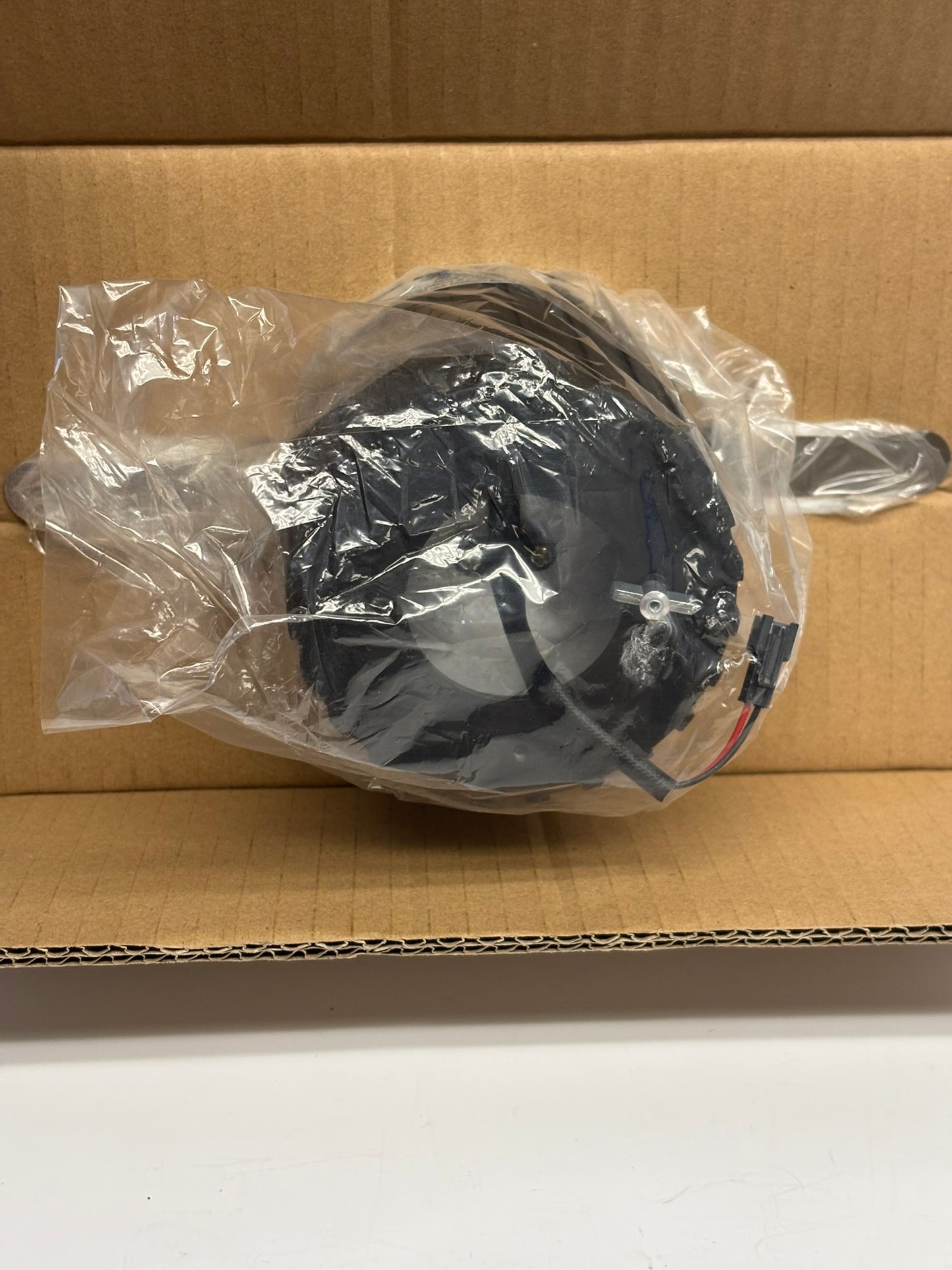 WAC Lighting R3BRD-F930-WT Ocularc LED White Recessed Lighting in Flood, 3000K