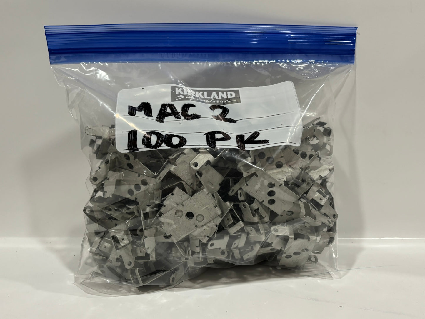 100-Pack NVENT Caddy MAC2 Mc/Ac Cable To Stud Clip 1/8" Max Flange 14-2 To 10-3 Mc/Ac (Copy)