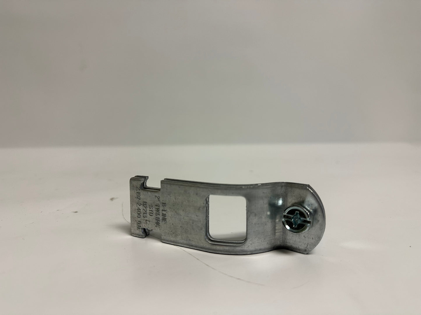 94 PK Eaton B2213PAZN 2" Zinc Pipe Clamp for EMT/Rigid Conduit Strut Systems