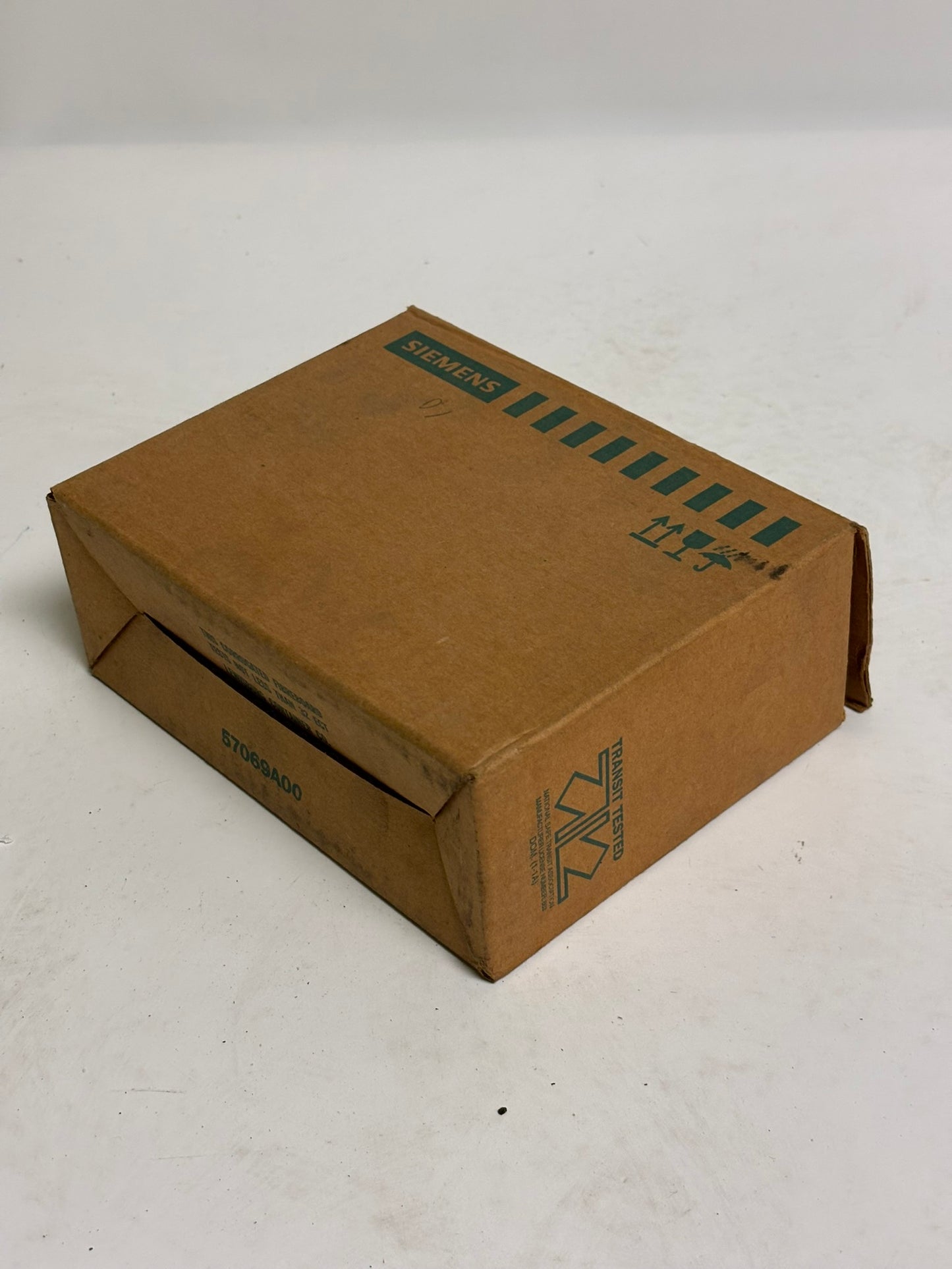 Siemens HED42B045 Molded Case Circuit Breaker, 2p, 45A, 480 VAC, 50/60HZ