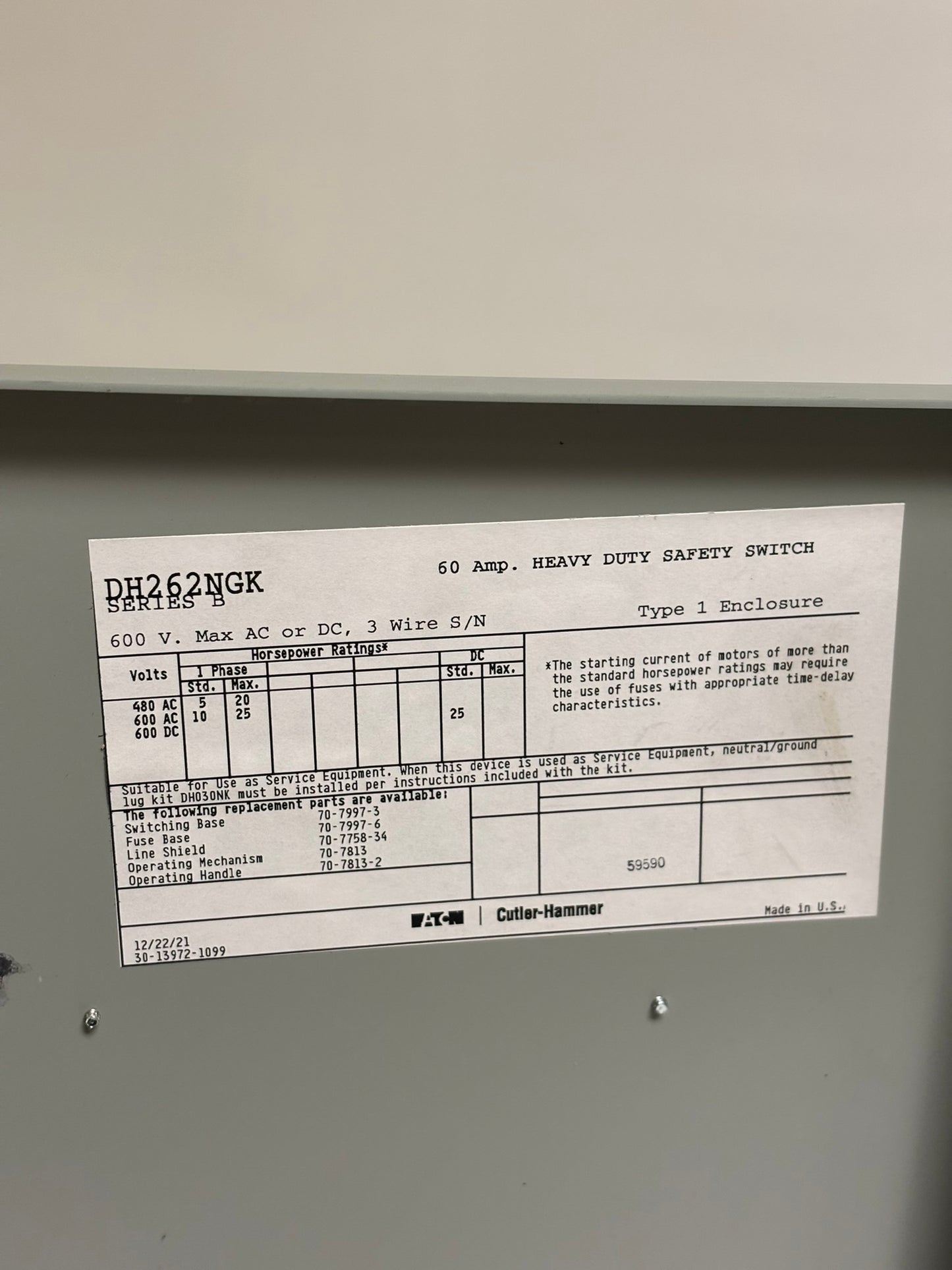 Eaton DH262NGK Heavy Duty Single-Throw Fused Safety Switch, 60 A