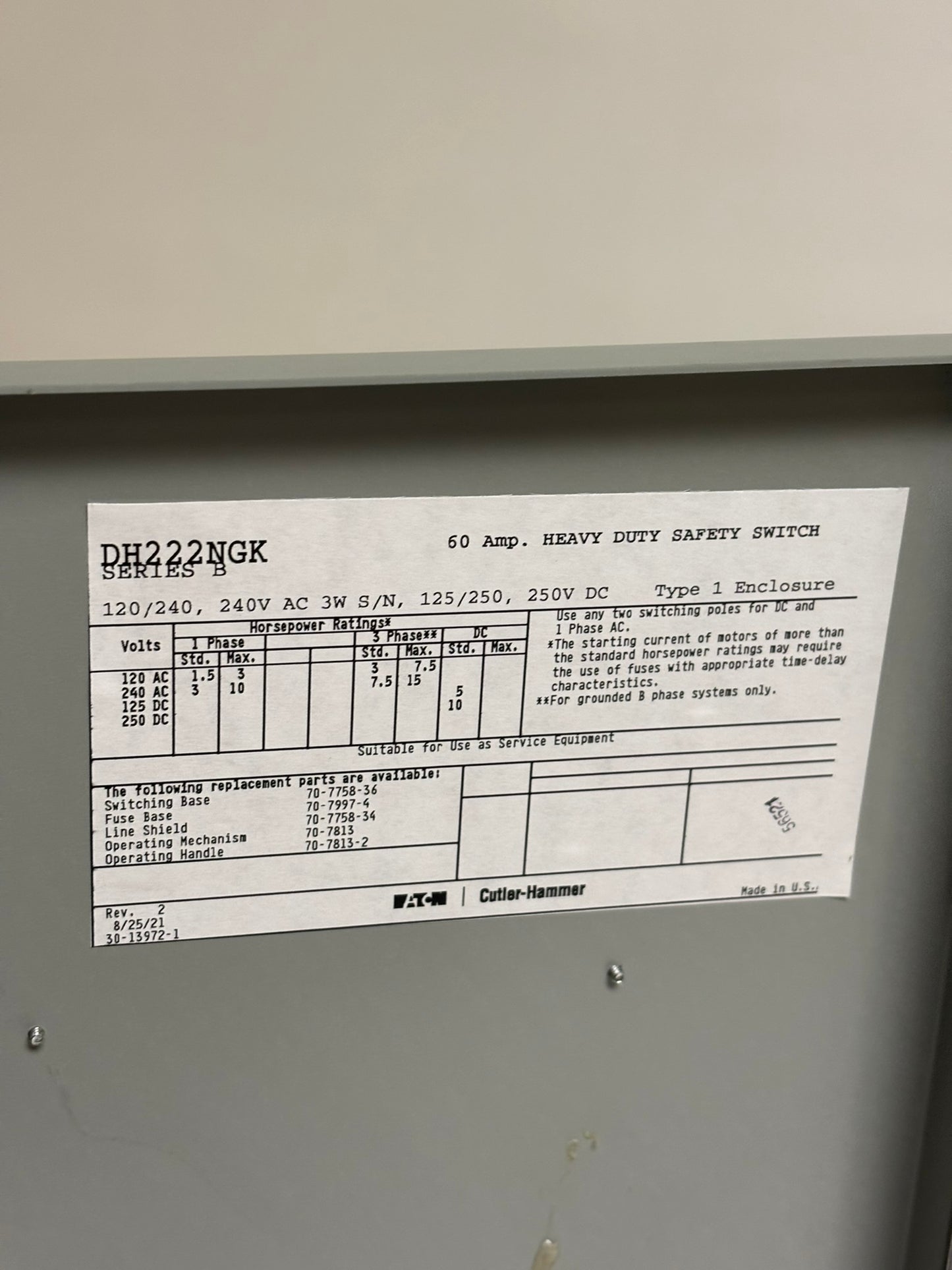 Eaton DH222NGK Heavy Duty Single-Throw Fused Safety Switch, 60 A