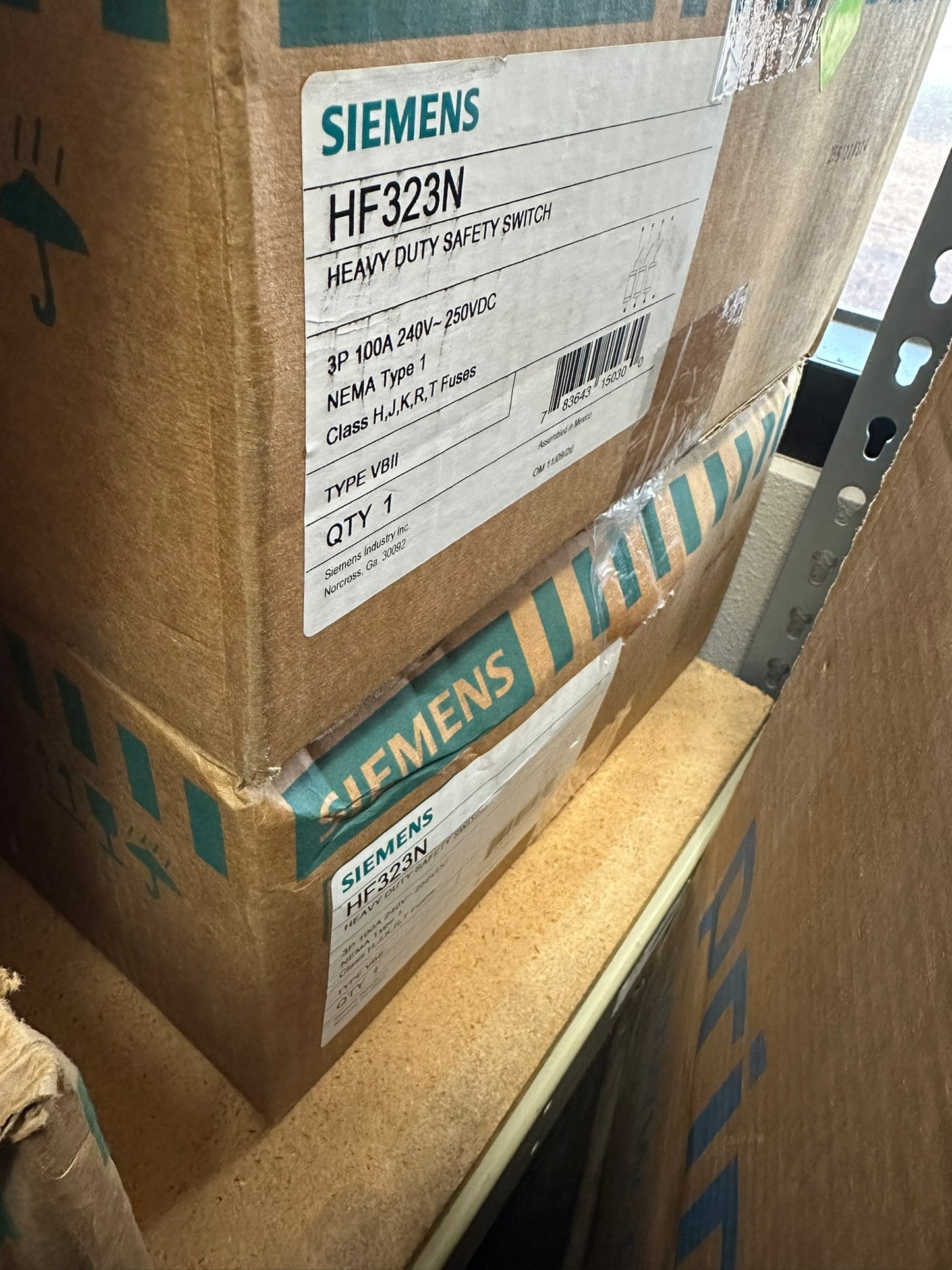 Siemens HF323N Low Voltage Circuit Protection Heavy Duty Safety Switch