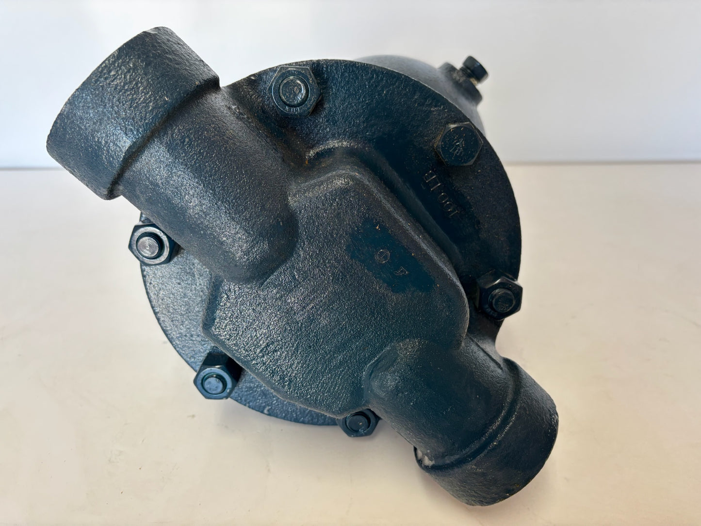 New Armstrong D524318 AIC Series F&T Steam Trap 2" NPT, 100 psi