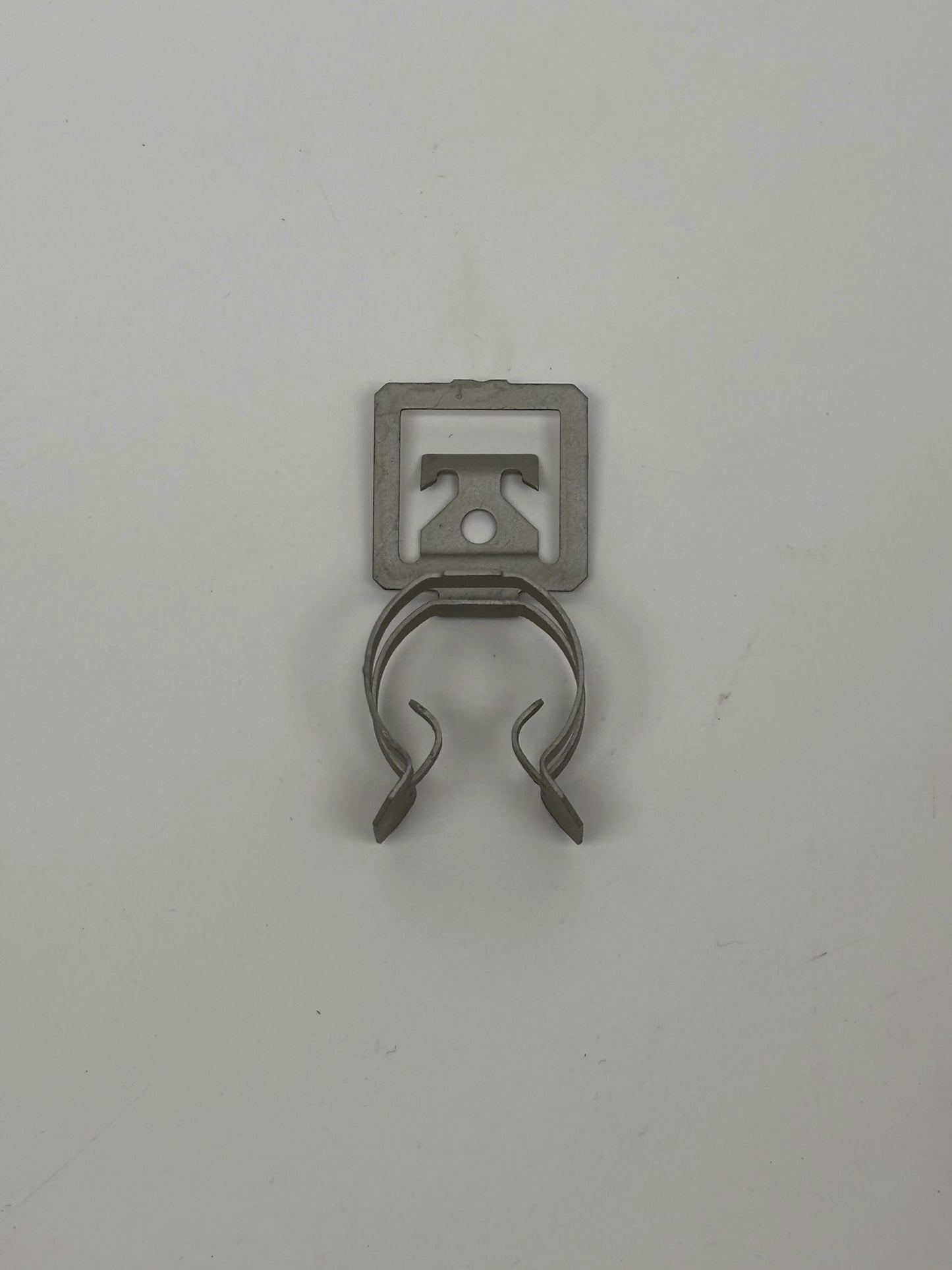 88 Pack Pentair Caddy AR812 1/2-3/4" Emt/Metal Stud Clip Through Stud Cable/ Conduit Type