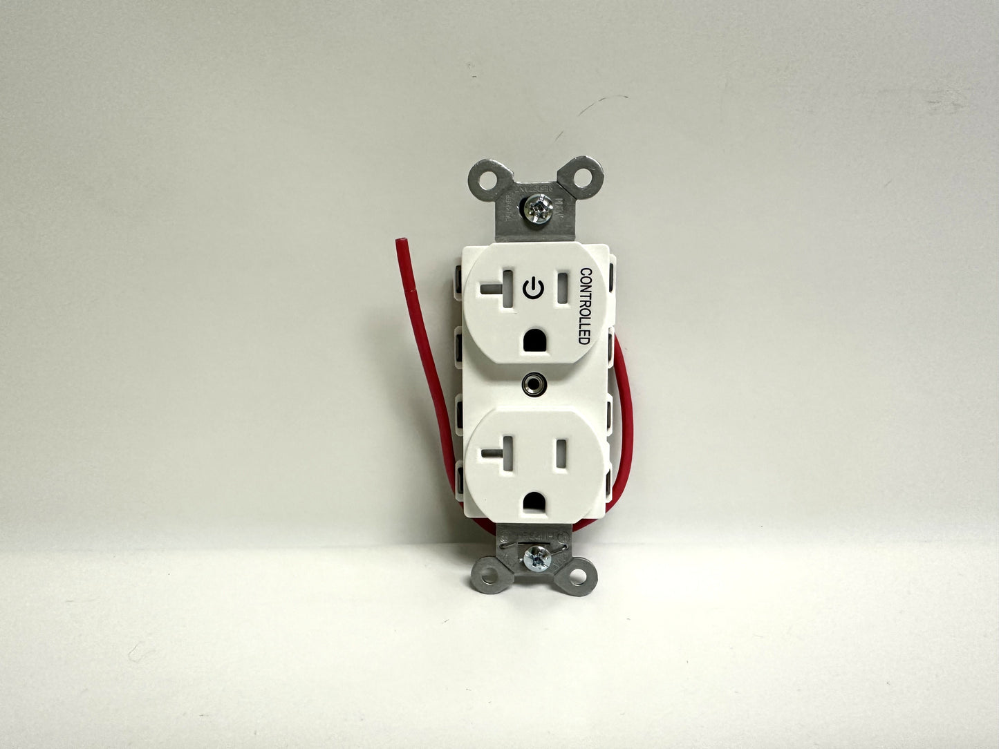 10 PK Hubbell (SNAP5362C1WTRA) Controlled Tamper-Resistant Receptacle, White