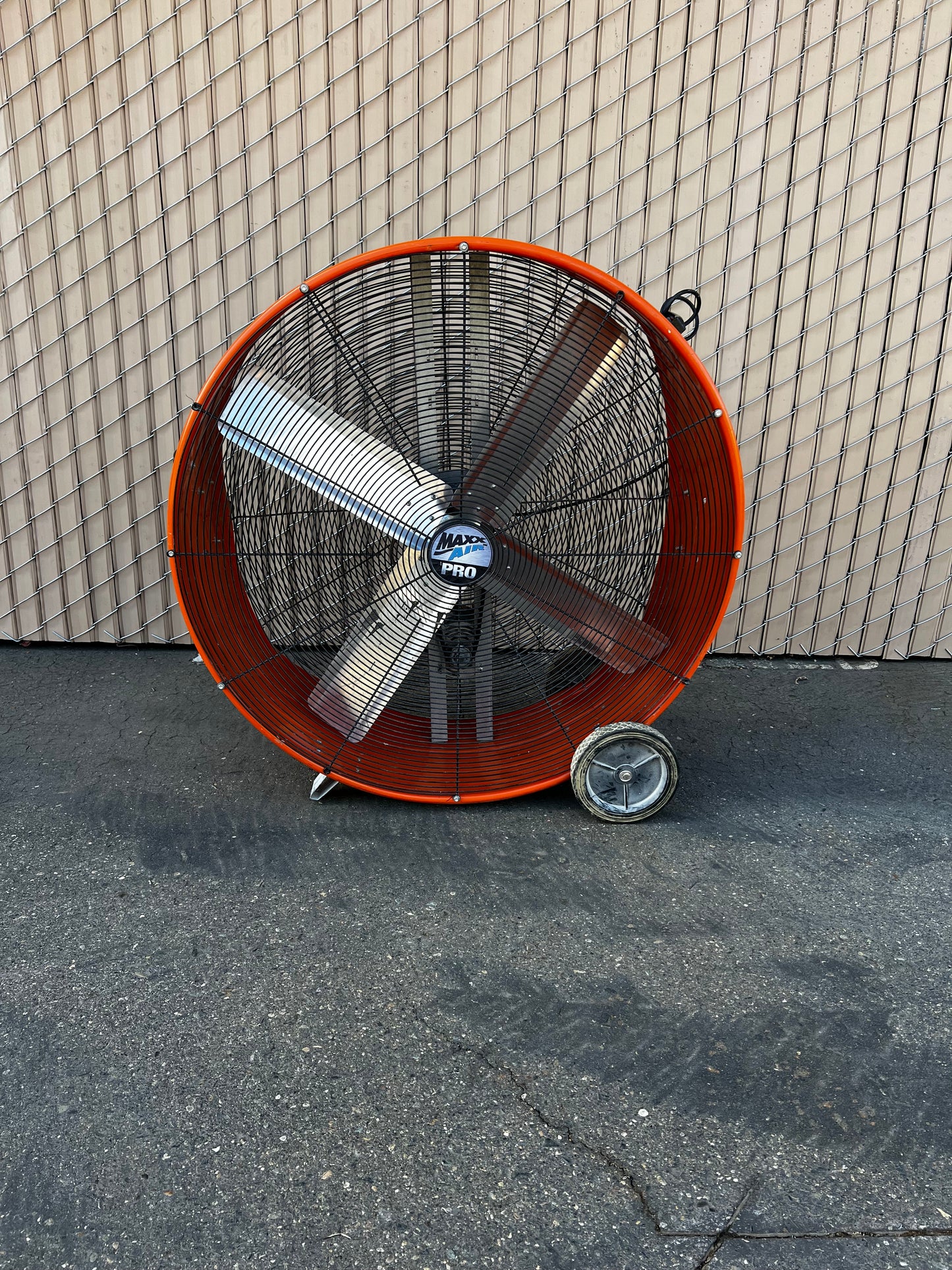 Max Air Pro Industrial Warehouse 42 In. 1-Speed Belt Drive Drum Fan - Used
