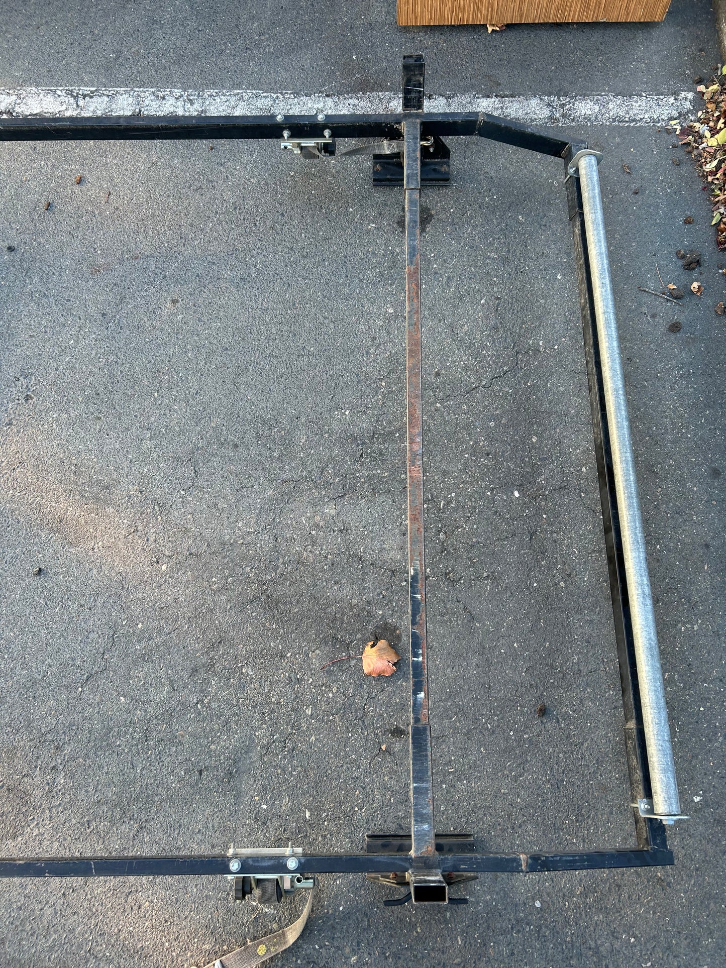 Steeler Pickup Racks by Adrian Steel 11 ft x 5.5 ft with 4 Straps attached