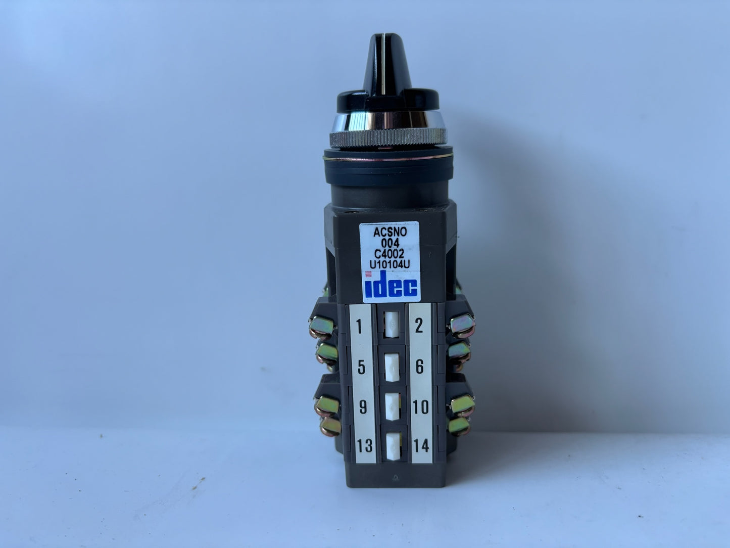 IDEC ACSNO-484-SB-C4002 Cam Switch Type CS-10 600V 10A
