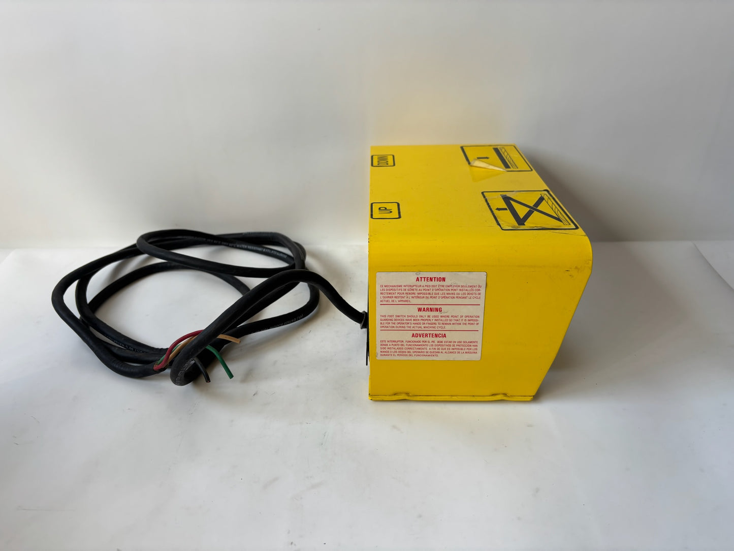 Conntrol 982-2350-01 Foot Switch 13 AMP(A),1/2HP(CV), 124-250 VAC