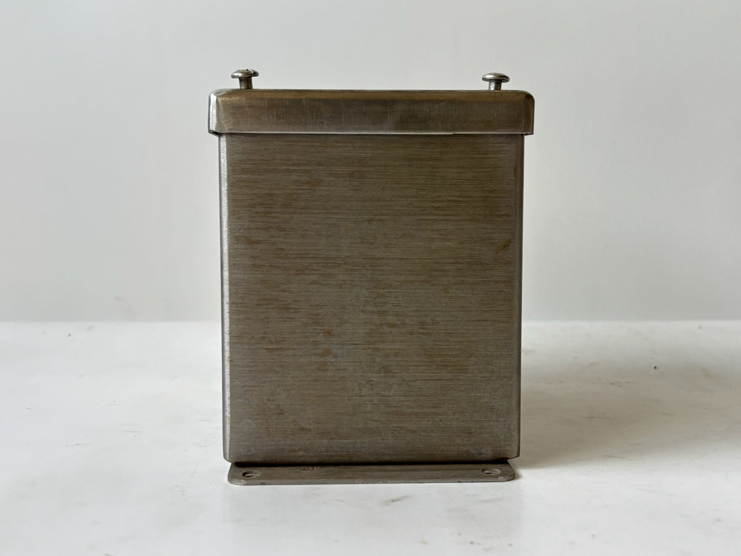 Hoffman E2PBXSS 2-Hole 30.5 mm Stainless Steel Pushbutton Enclosure