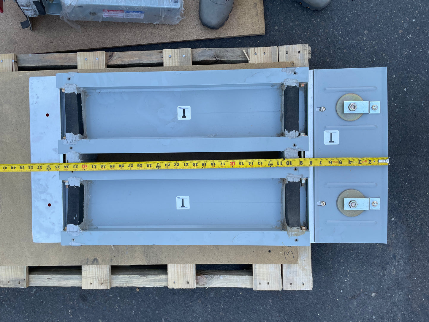 EATON Bus Duct Busway 4000 AMP Pow-R-Way III Entry Point
