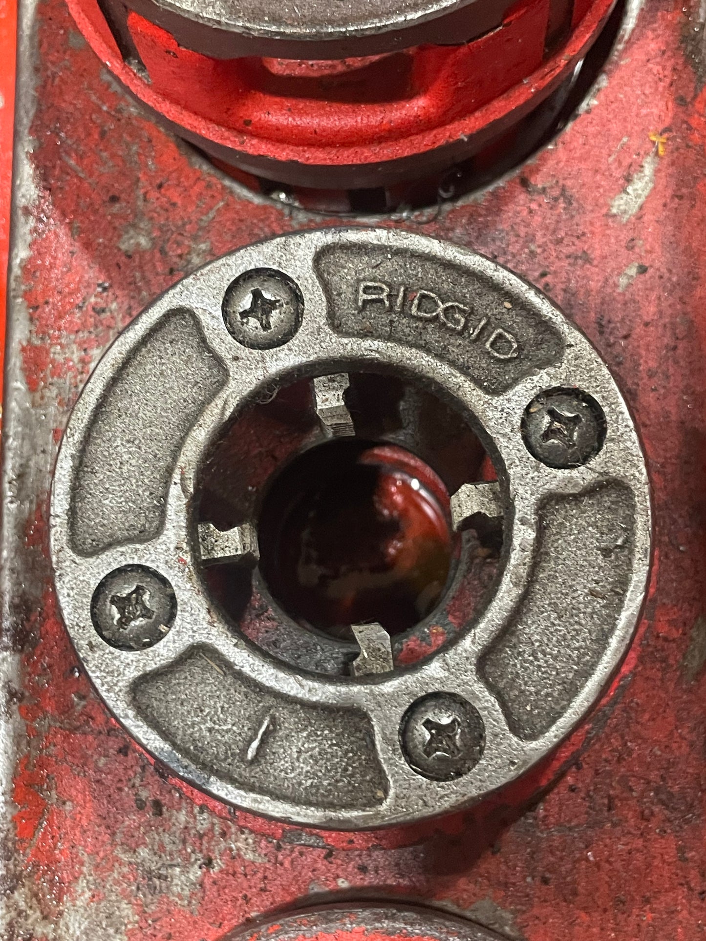 Ridgid 700, Power Drive Pipe Threader w/ 1/2" to 2" NPT Die Heads