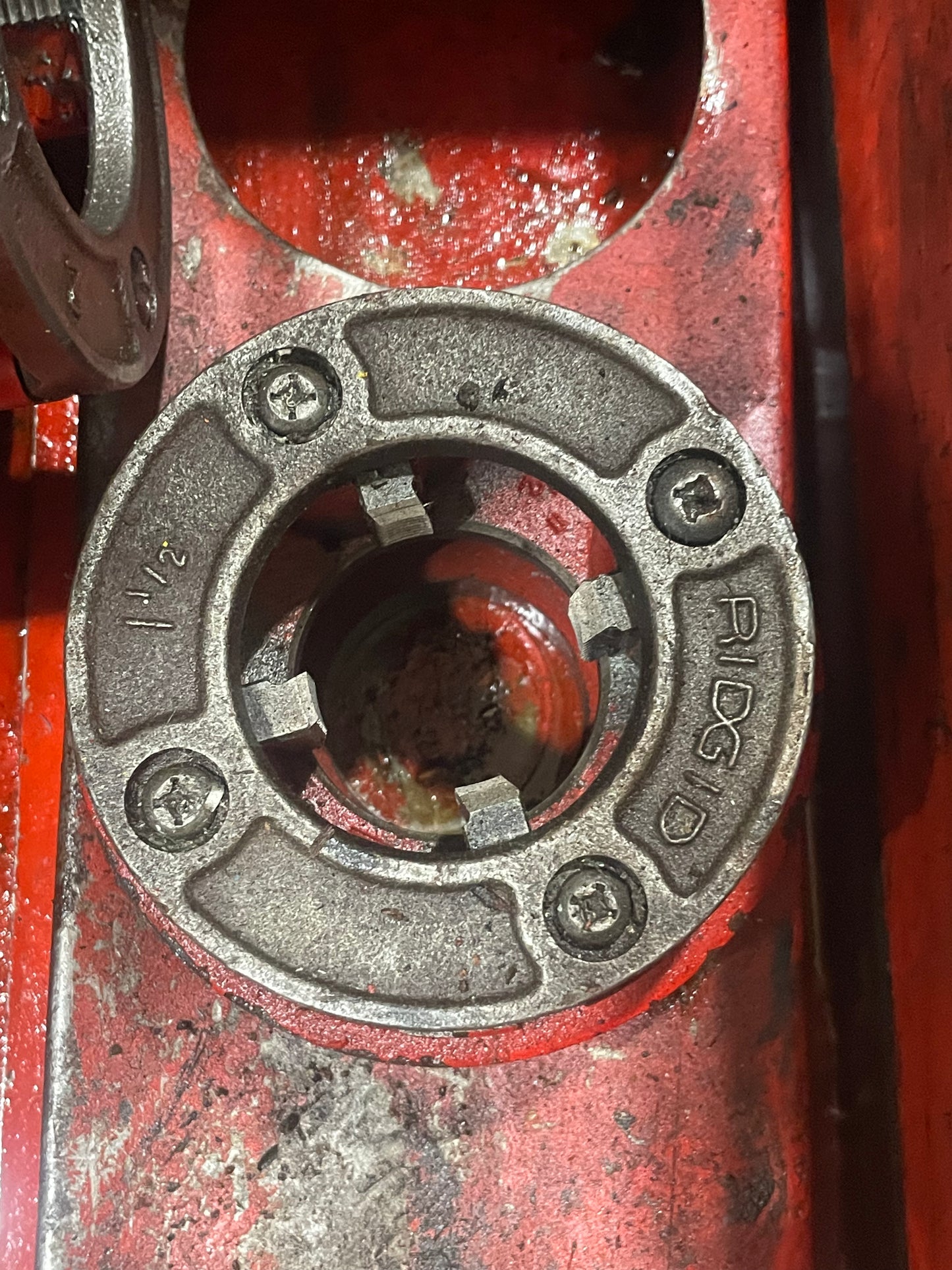 Ridgid 700, Power Drive Pipe Threader w/ 1/2" to 2" NPT Die Heads