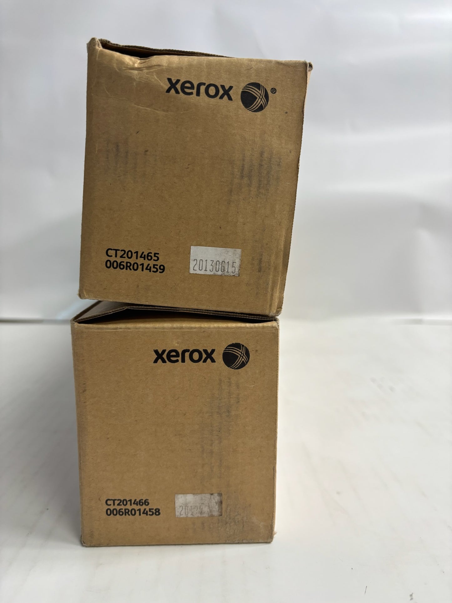 2 Genuine Xerox WC 7120,7125,7220 Magenta & Yellow Toners 006R01458, 006R01459