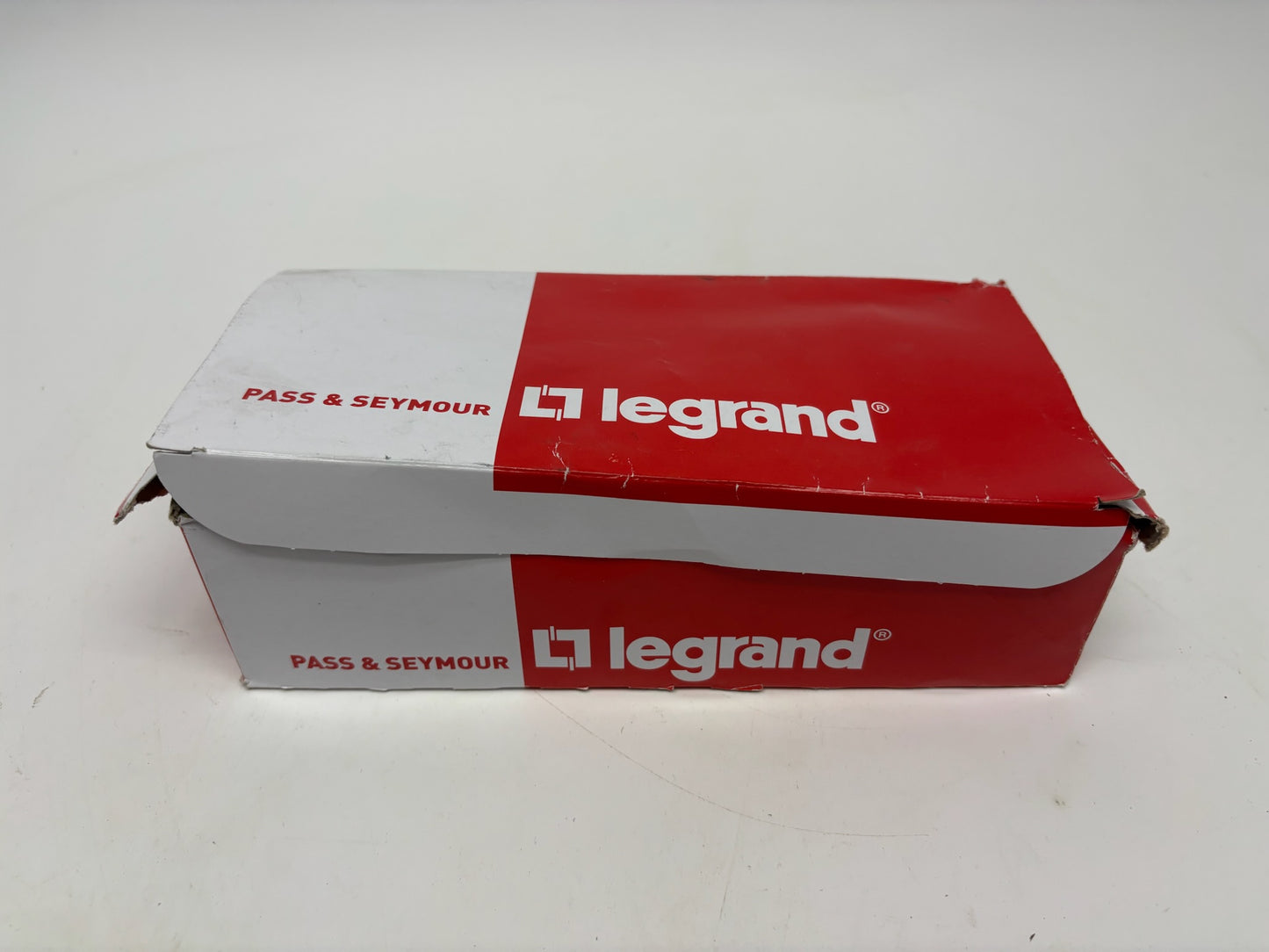 9 PC New Open Legrand IG5362 Isolated Ground Duplex Receptacle, 20A, 125V, Orange