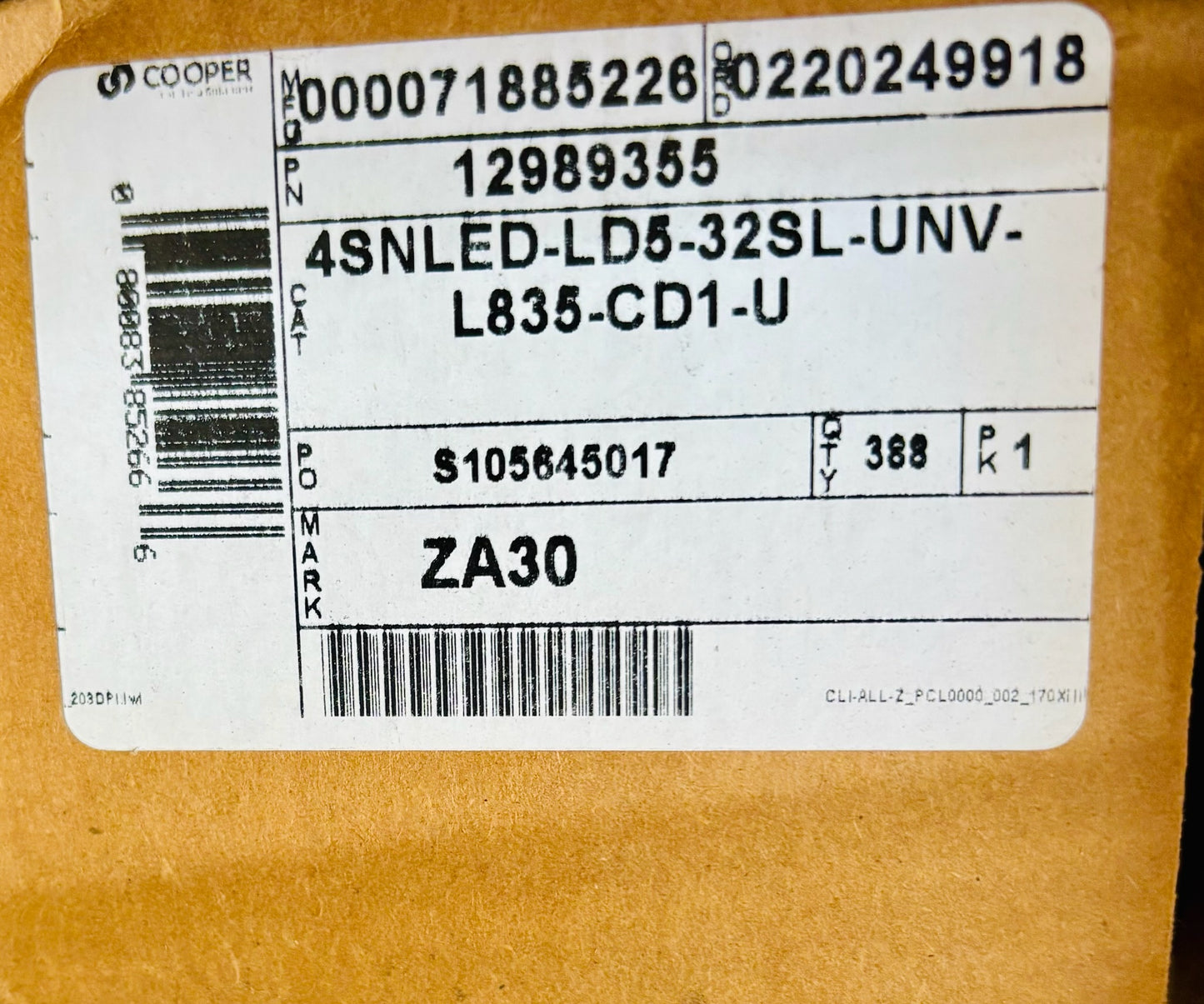 Cooper 4SNLED-LD5-32SL-UNV-L835-CD1-U 4ft LED Strip Light