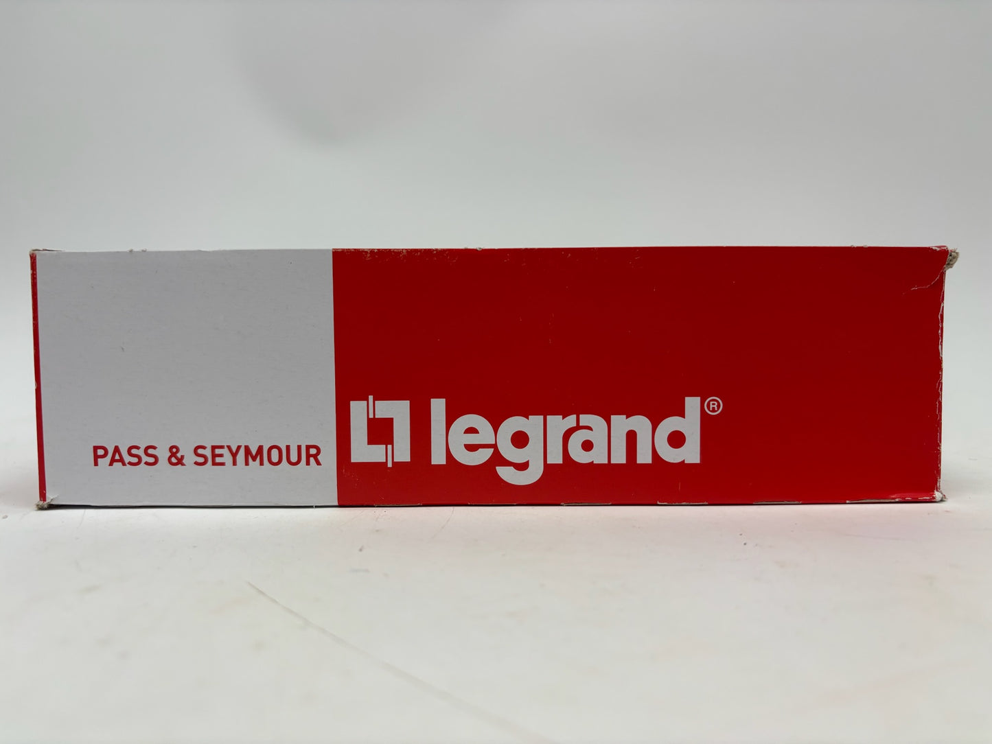 New 10 PK Legrand TR26262CDW Tamper-Resistant Duplex Receptacle, 15A, 125V, White