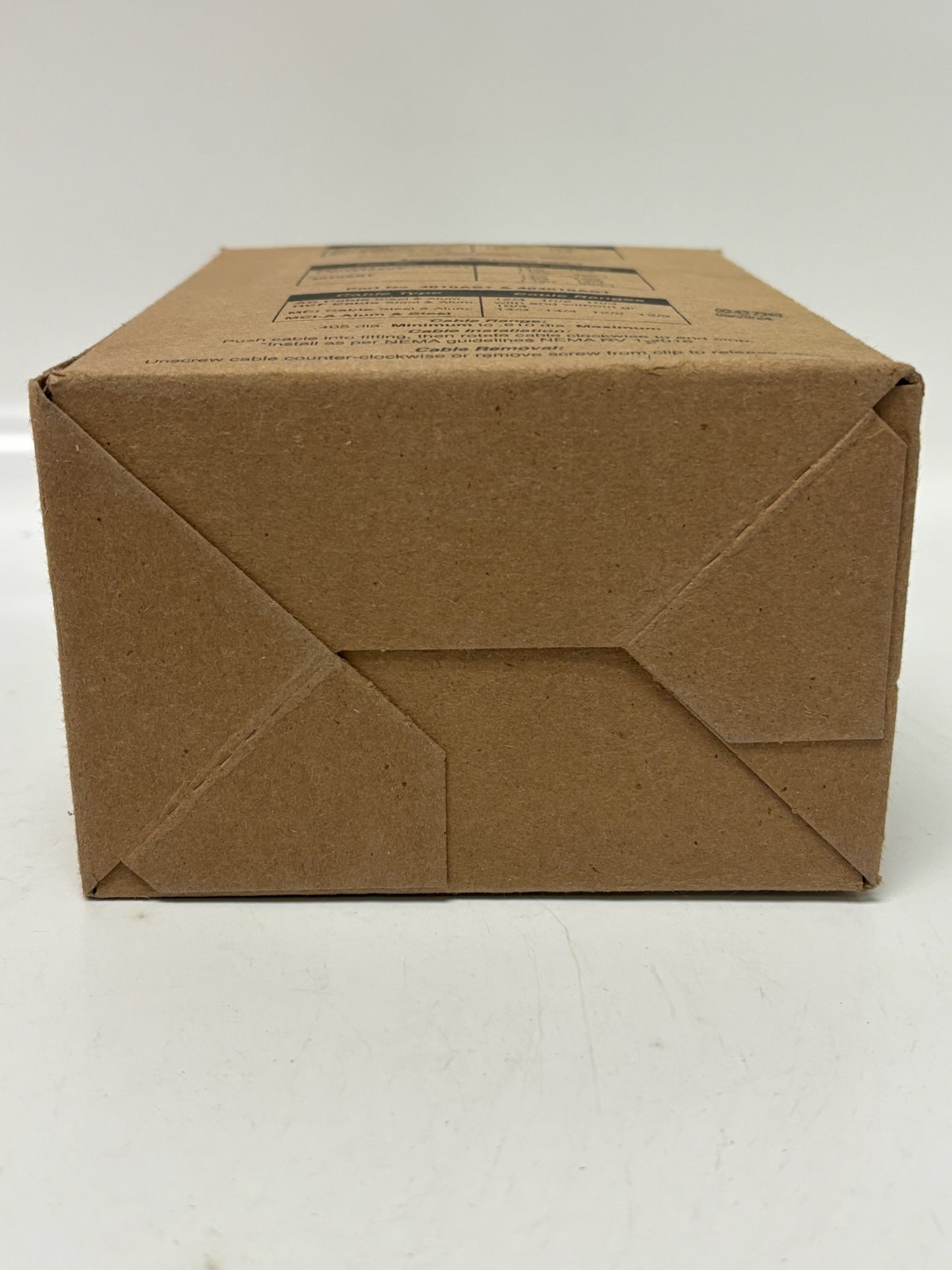 New 25 PC Arlington 5010AST SNAPIT Connector AC,MCI,HCF - 580/780 Zinc Die Cast
