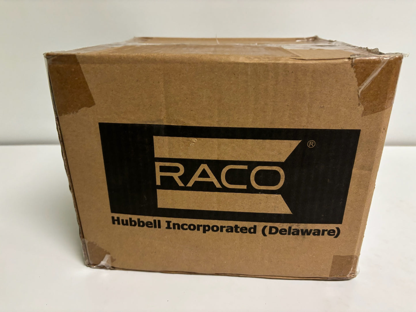New 100 PK Raco 4040 RAC Die Cast Zinc 3/8-Inch Double Armored Cable Connector