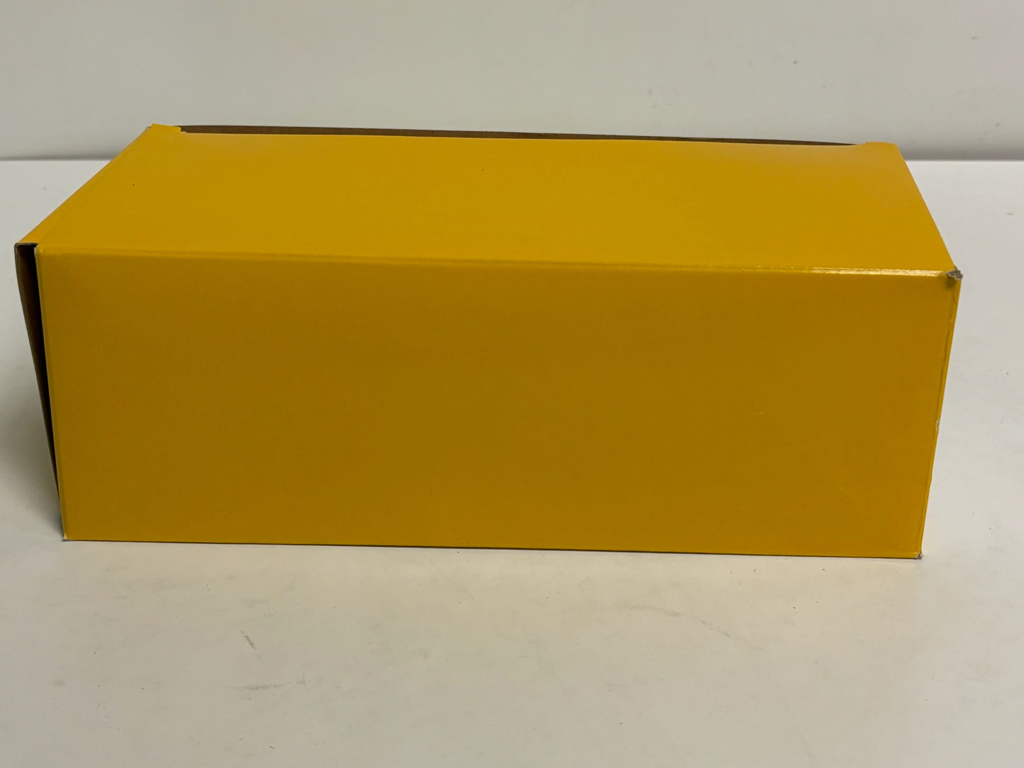 New 40 PK Hubbell SNAP1RNA 20A 125V - Right Angle Connector 2-Pole 3-Wire Grounding