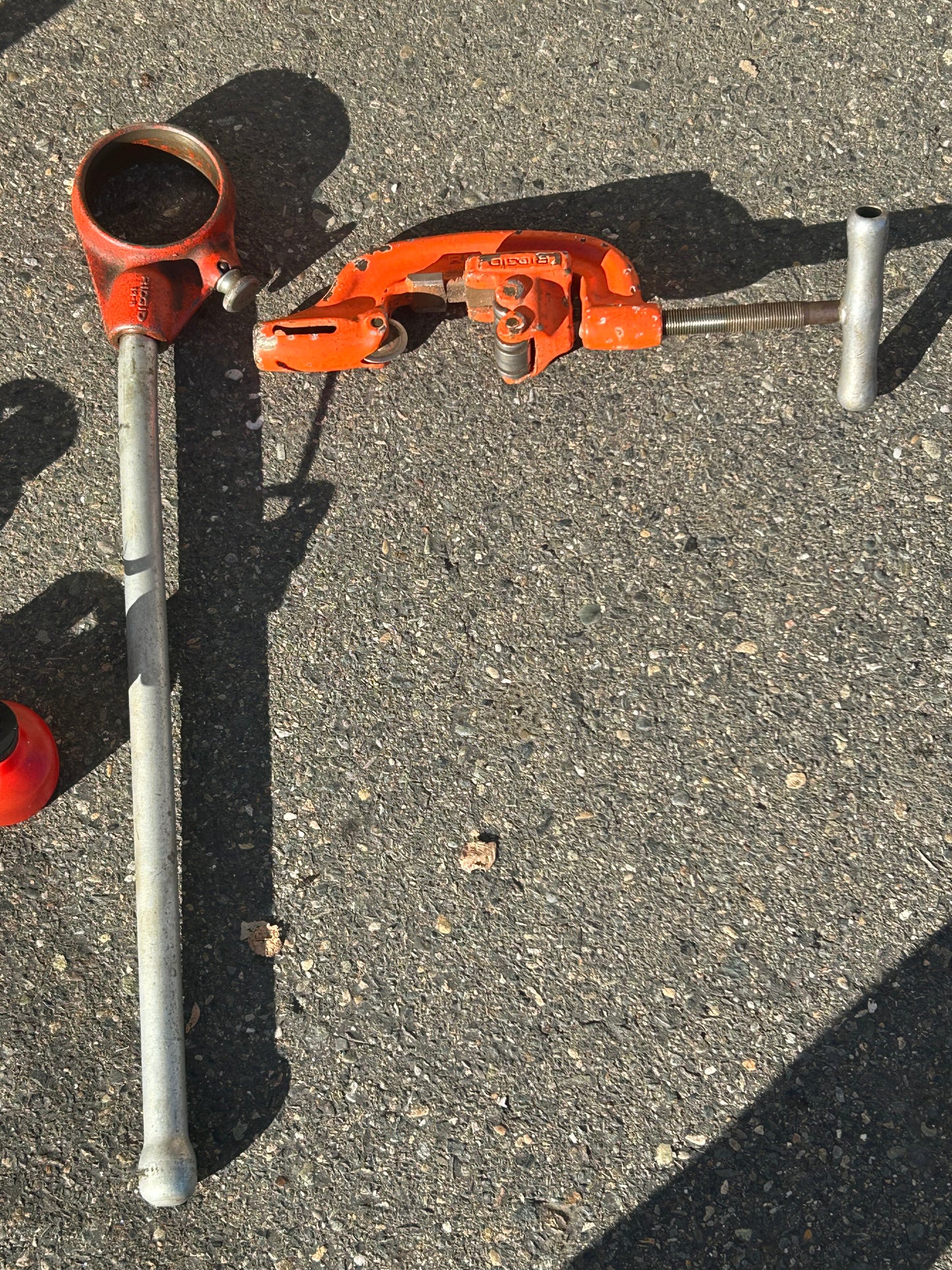 Ridgid 300 1/8 to 2 Pipe 1/4 to 2 Bold Pipe Threading Machine