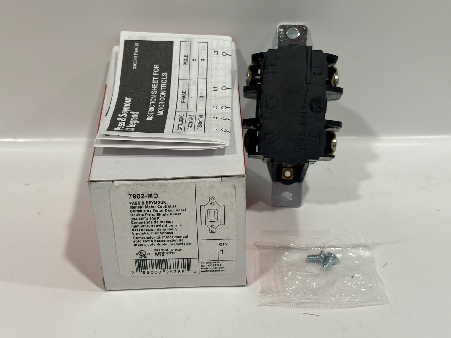 New 2 PC Legrand 7802-MD Double Pole, Manual Controller Single Phase AC