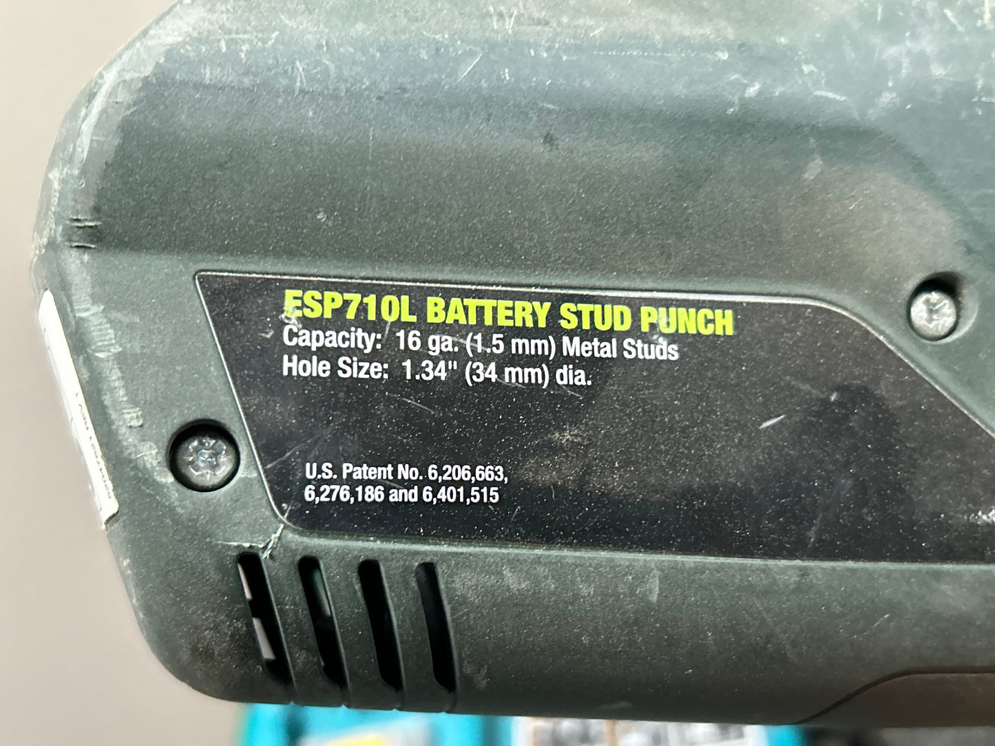 Greenlee ESP710L11 1-11/32 Structural Punch with 120V Charger