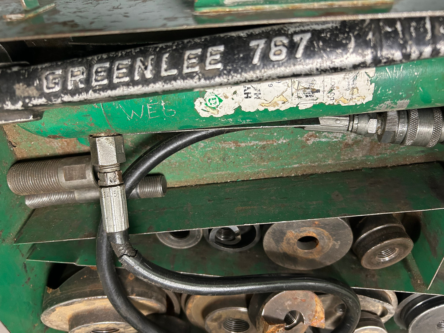 Greenlee Hydraulic Slugbuster Knockout 767 Pump 746 Ram w/ Dies Metal Case