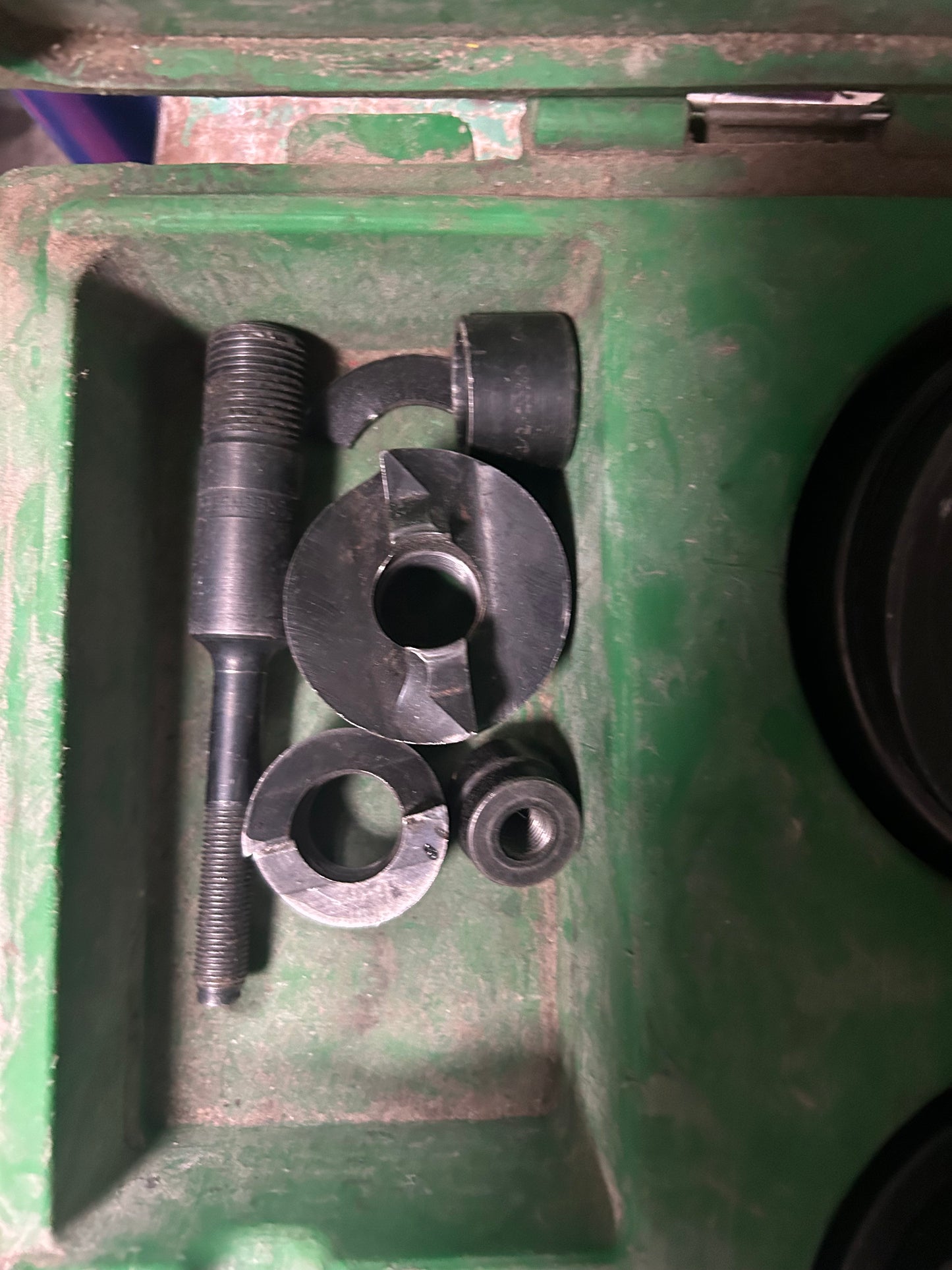 Greenlee Hydraulic Slugbuster Knockout 767 Pump 746 Ram w/ Dies