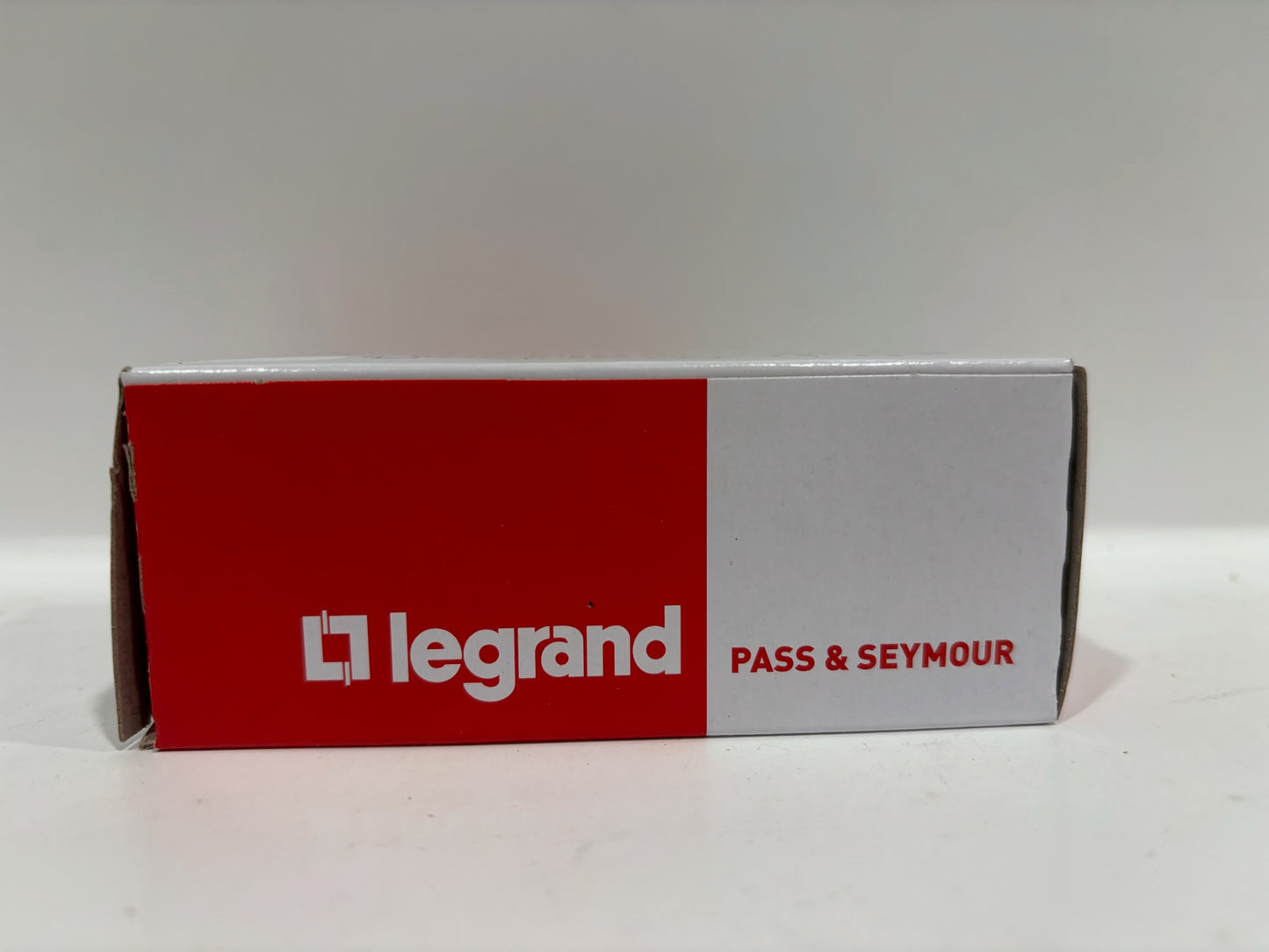 New 7 PC Legrand PS15AC1W Industrial Specification Grade Switch, White