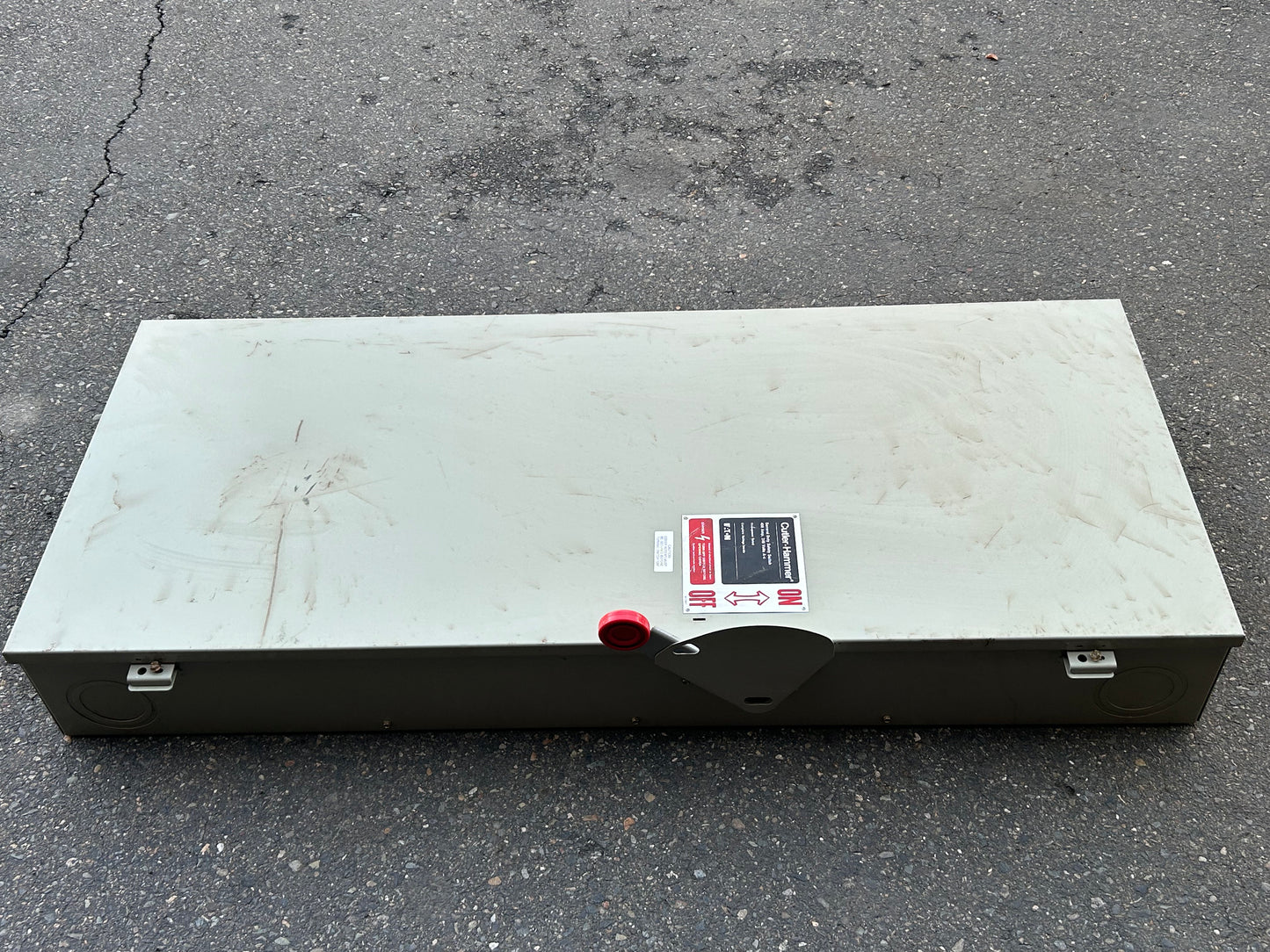 EATON DG325NGK 400 AMP SAFETY DISCONNECT SWITCH 3 POLE FUSIBLE 240 VAC