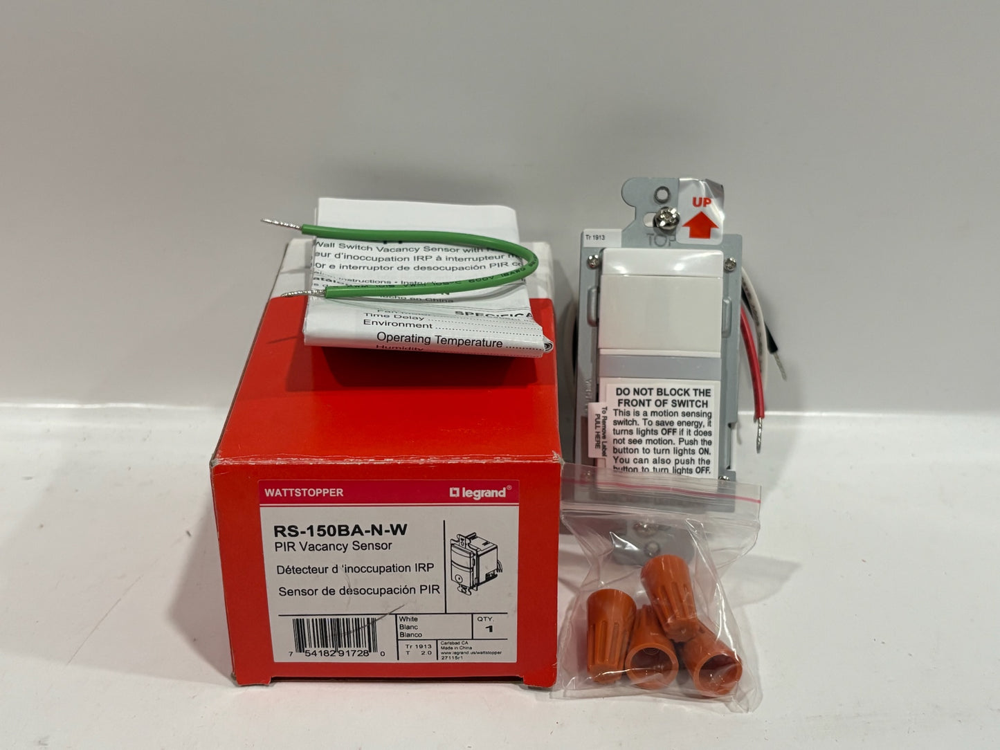 New 7PC Legrand RS-150BA-N-W Vacancy Sensor, 3-wire w/Nightlight