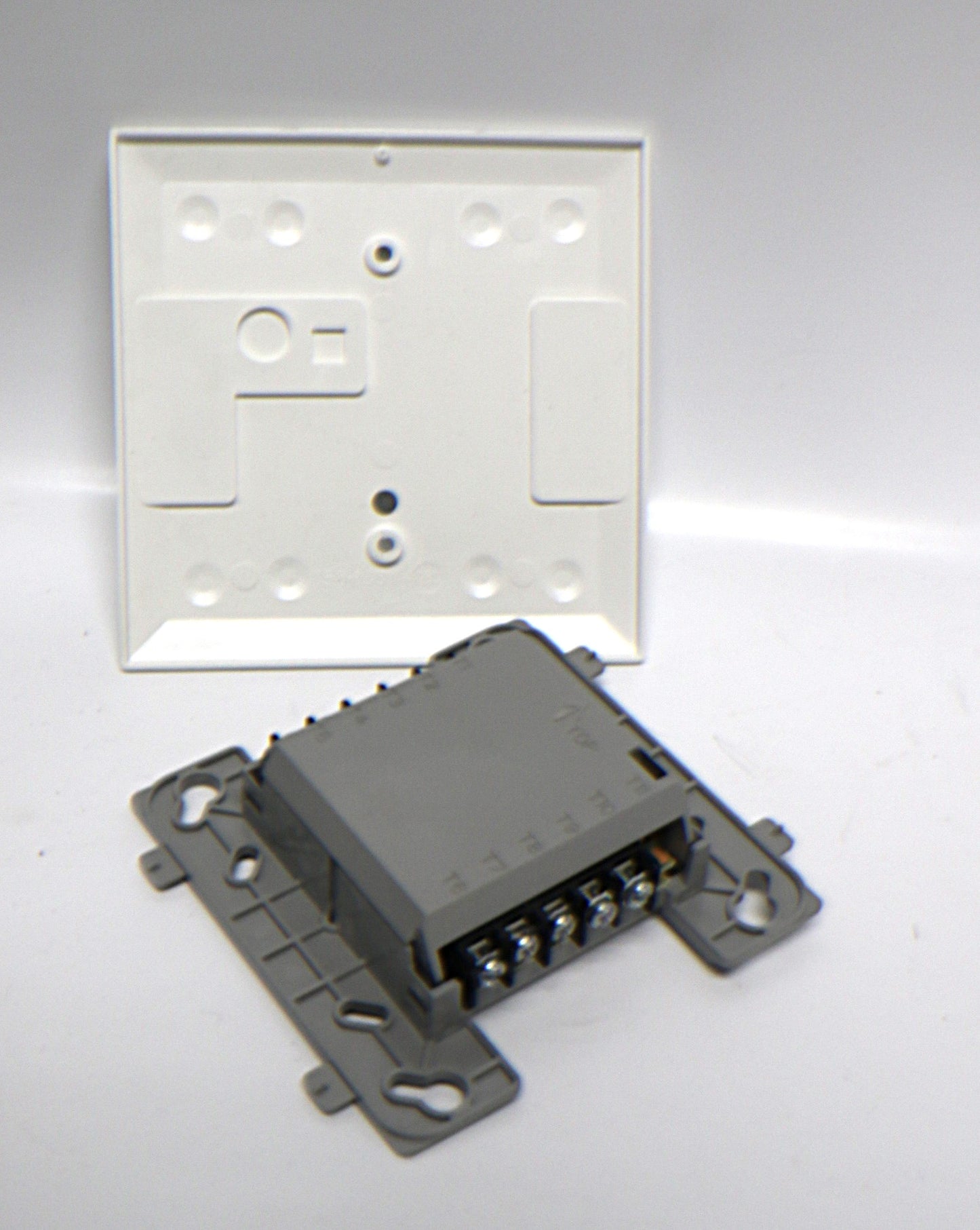 Honeywell NOTIFIER (FMM-1) Addressable Monitor Module with FlashScan