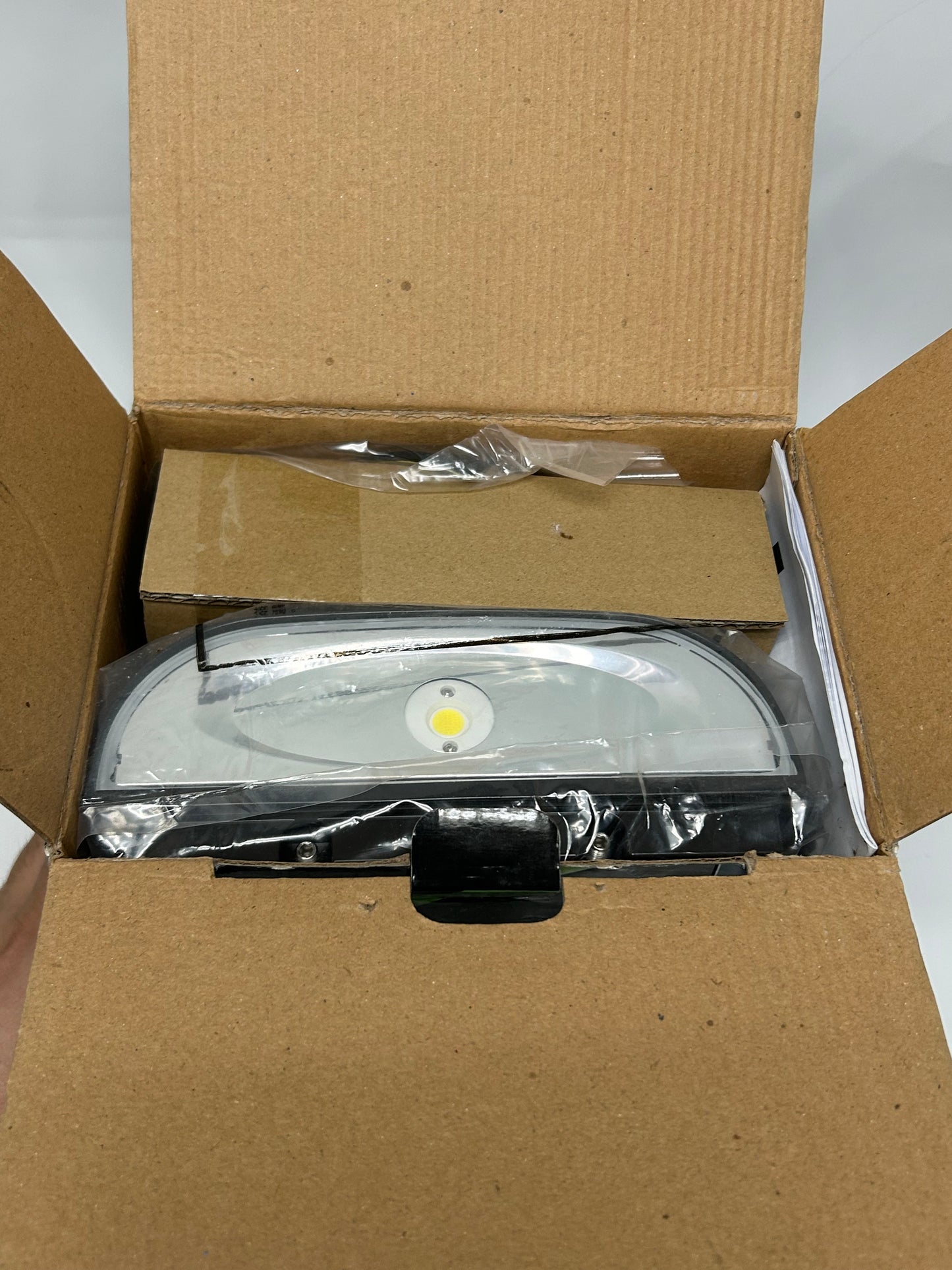 Lithonia Lighting OLWX1 LED Wallpack 20 W 1860 lumens 5000K temp color